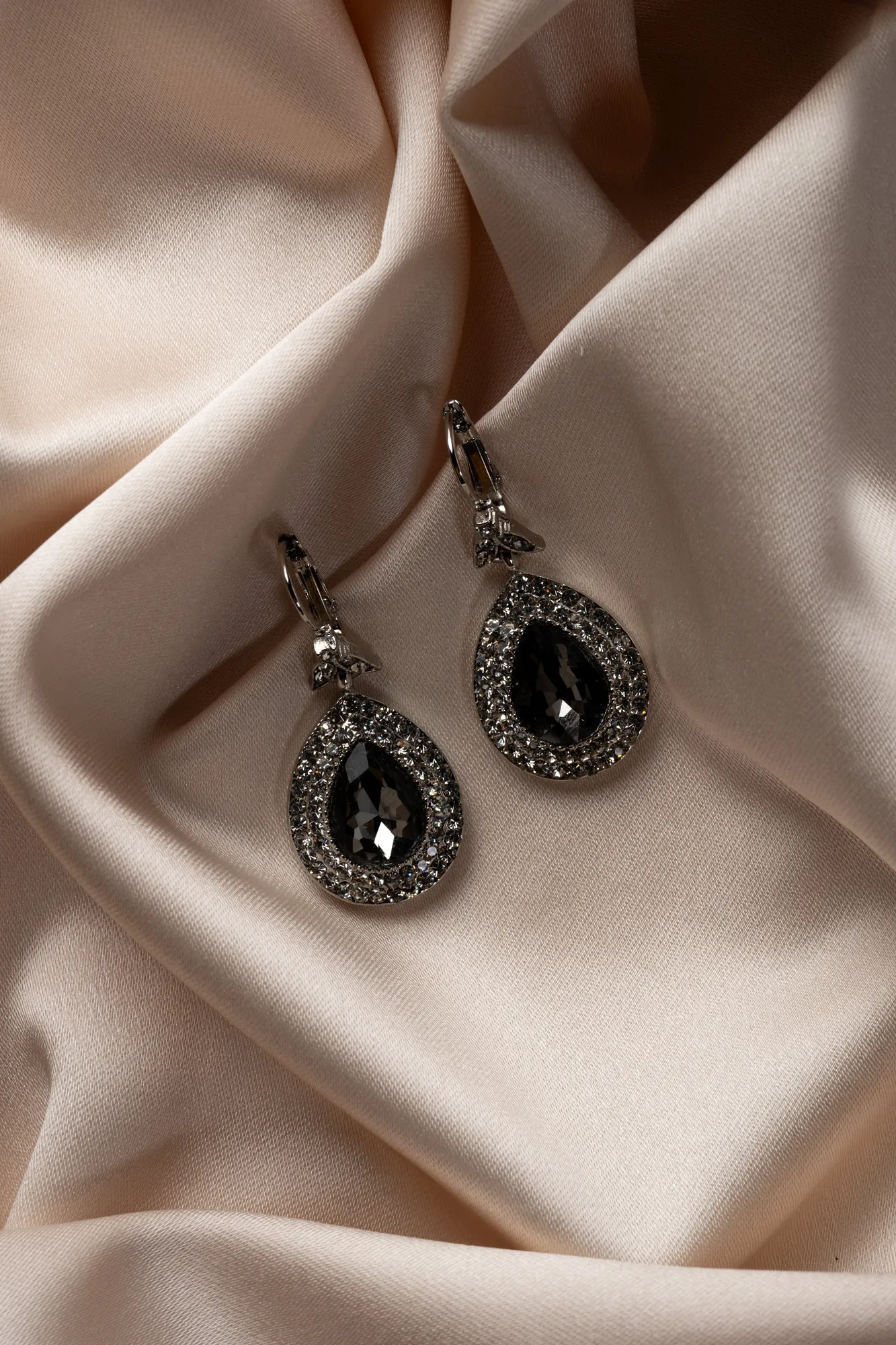 Anthracite-Earring UK527