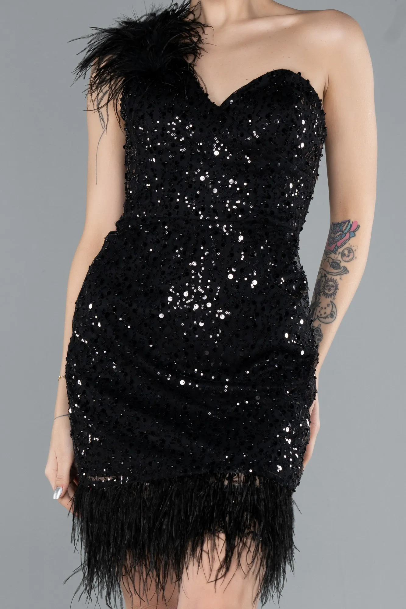 Black-Feathered One Shoulder Short Scaly Evening Dress ABK2256