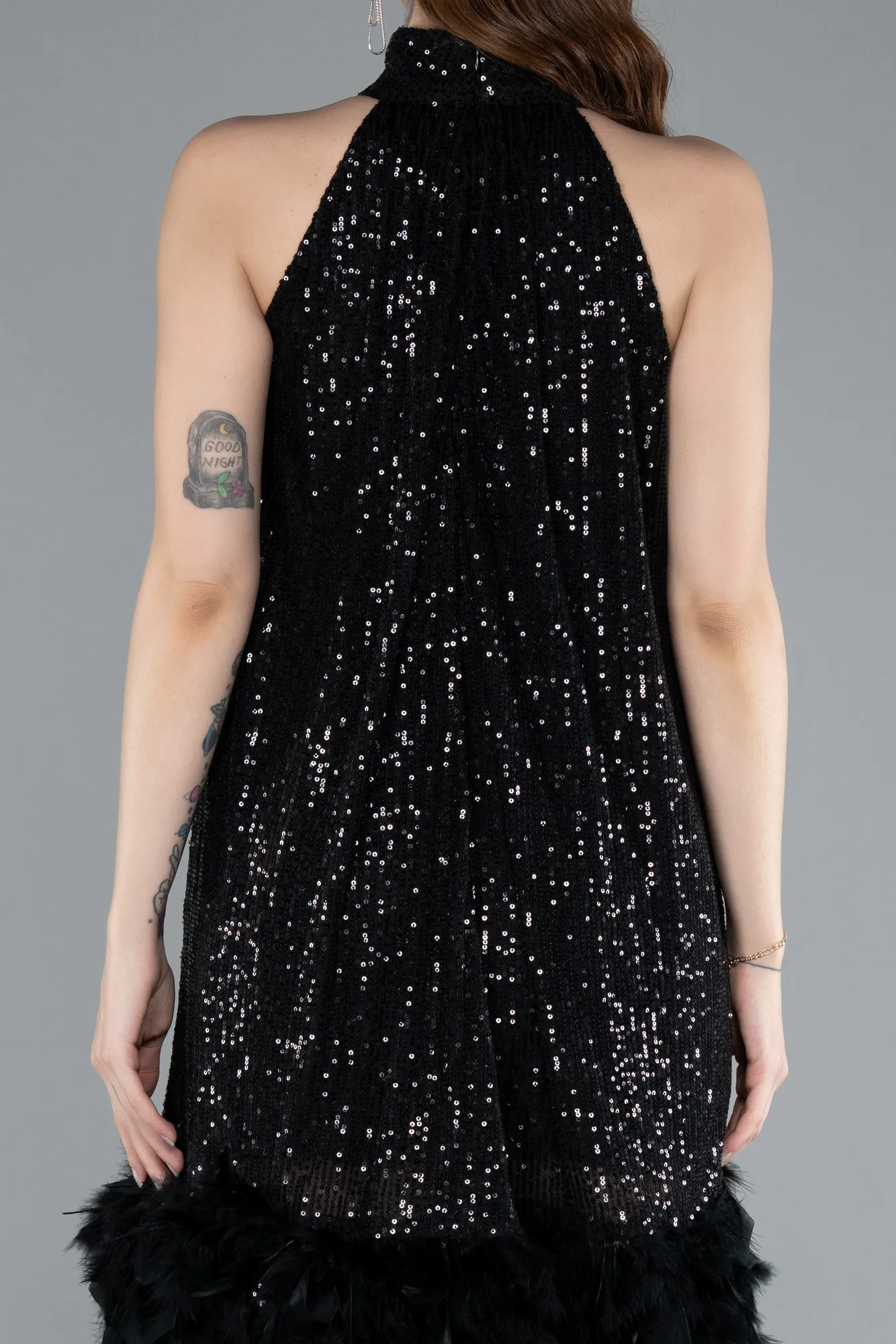 Black-Halter Neck Feathered Skirt Sequined Party Dress ABK2348