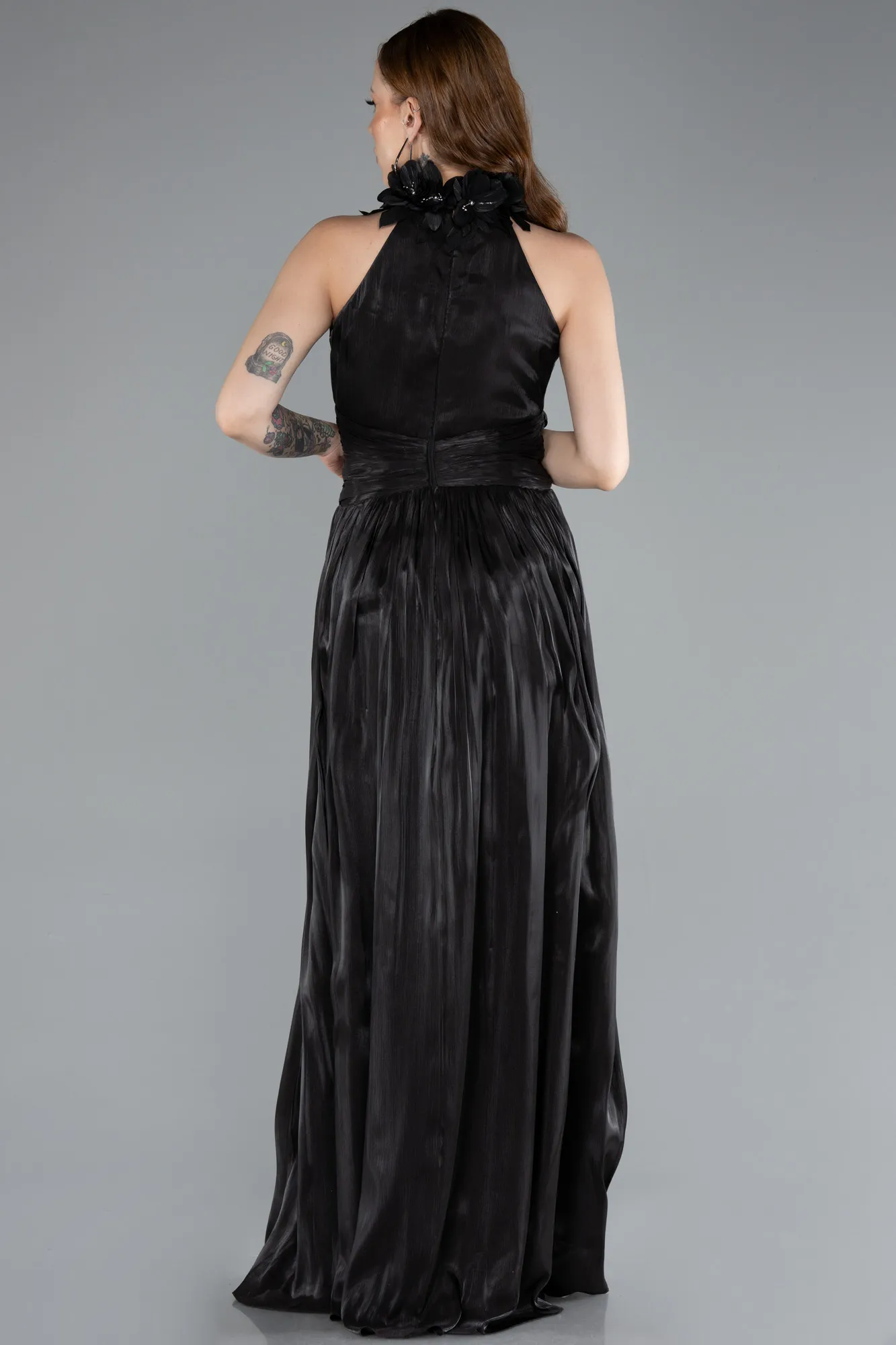 Black-Halter Neck Long Chiffon Evening Dress ABU4811