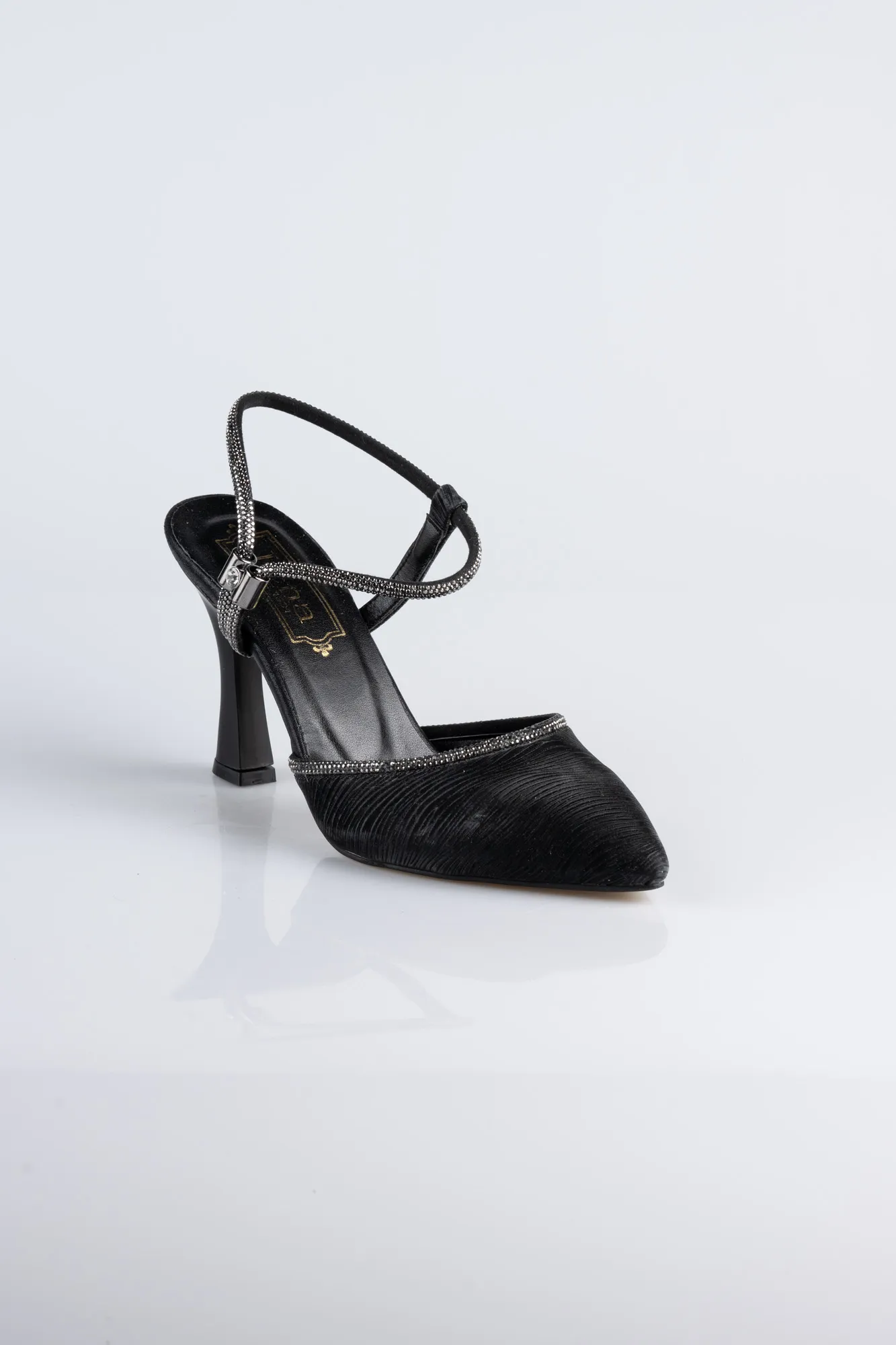 Black-Laser Cut Stiletto MJ5150
