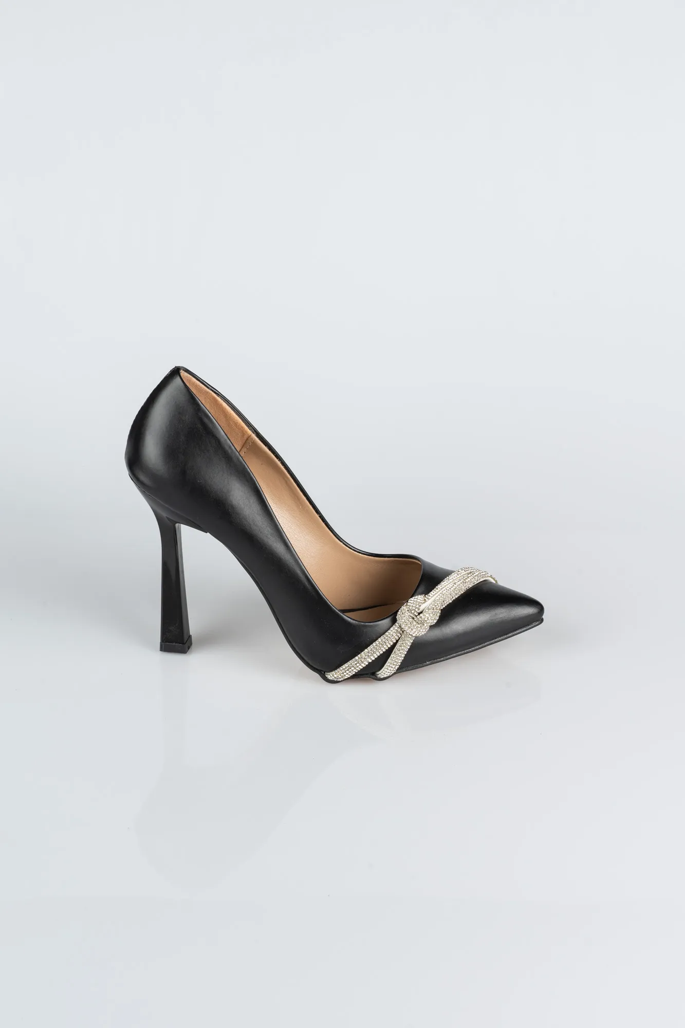 Black-Leather Stiletto ABD1097