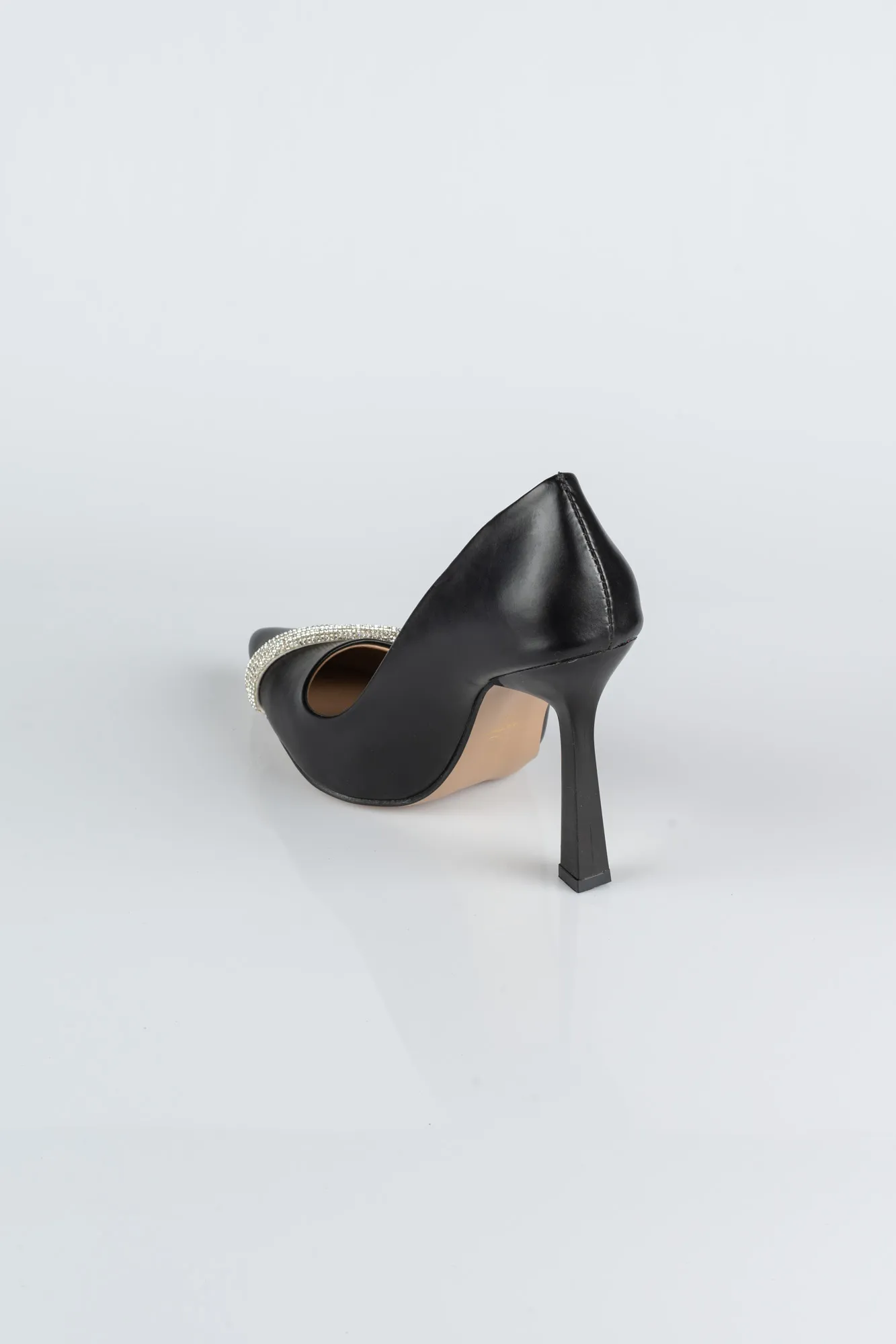 Black-Leather Stiletto ABD1097