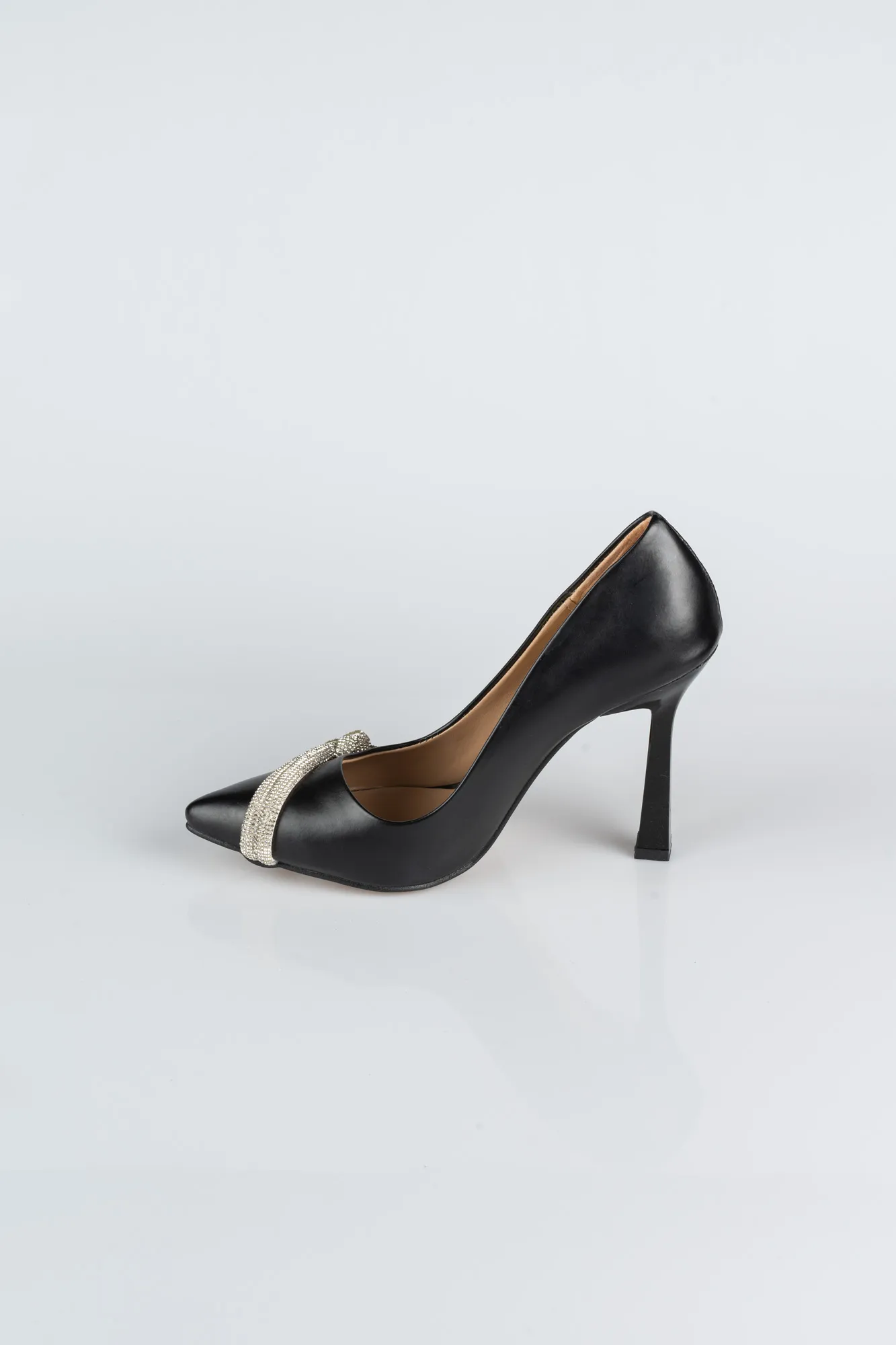 Black-Leather Stiletto ABD1097