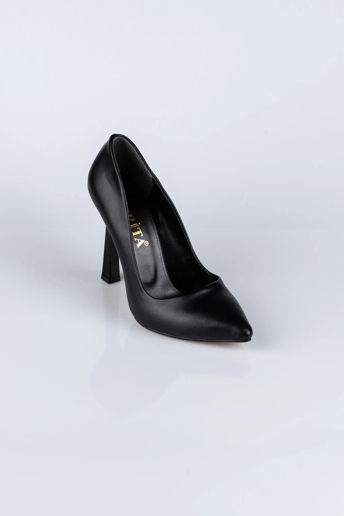 Black-Leather Stiletto ABD1100