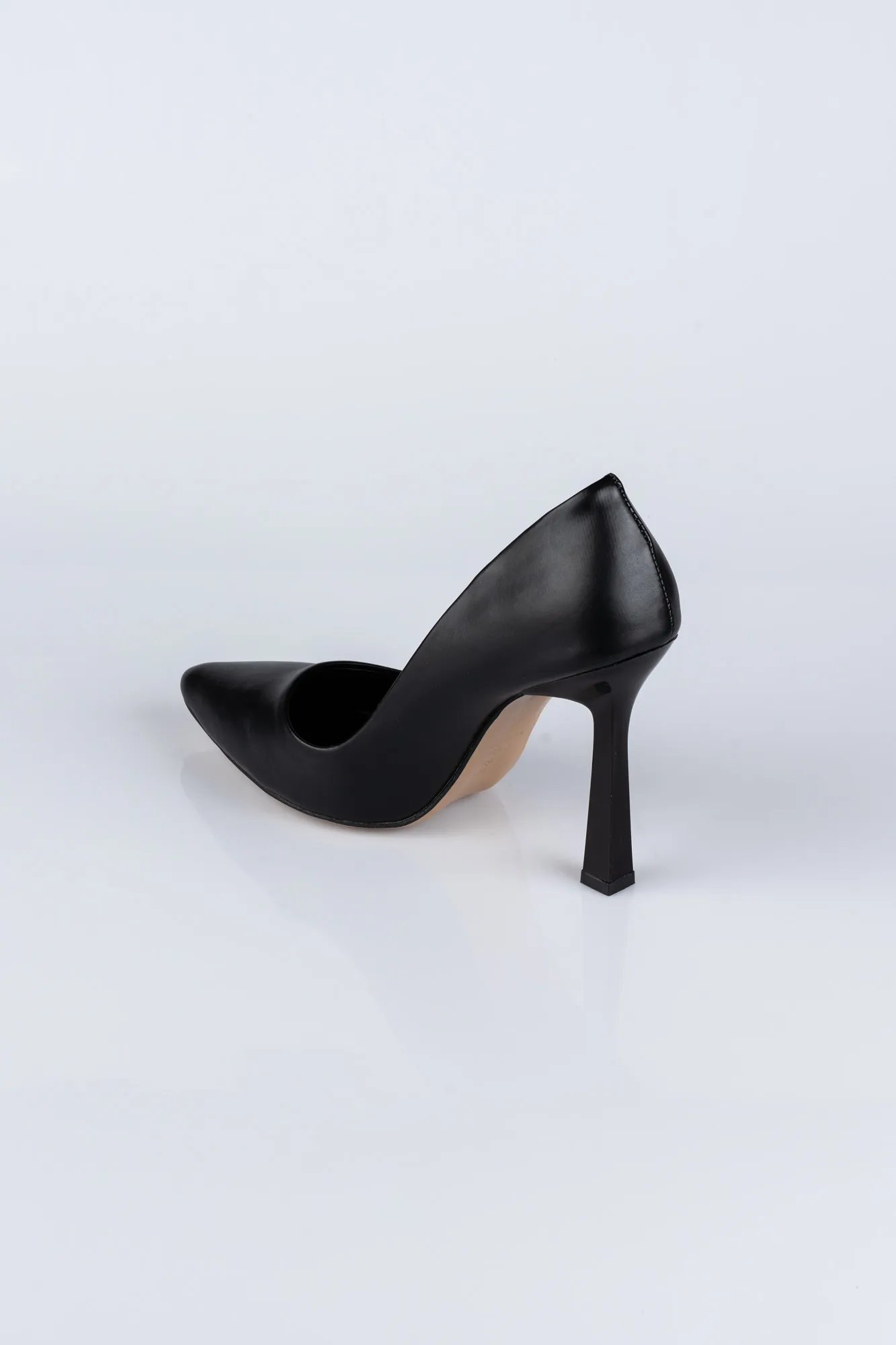 Black-Leather Stiletto ABD1100