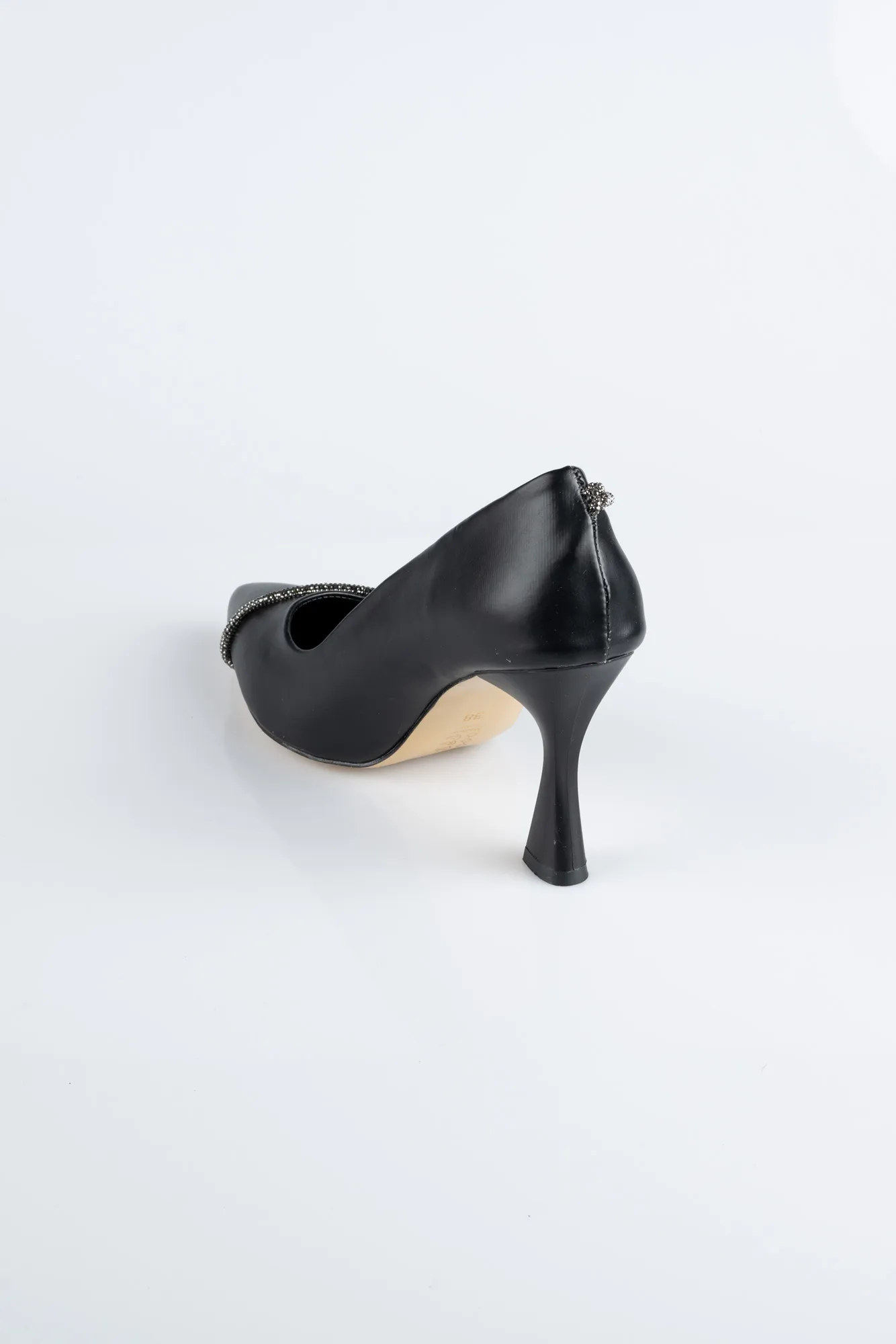 Black-Leather Stiletto MJD5158