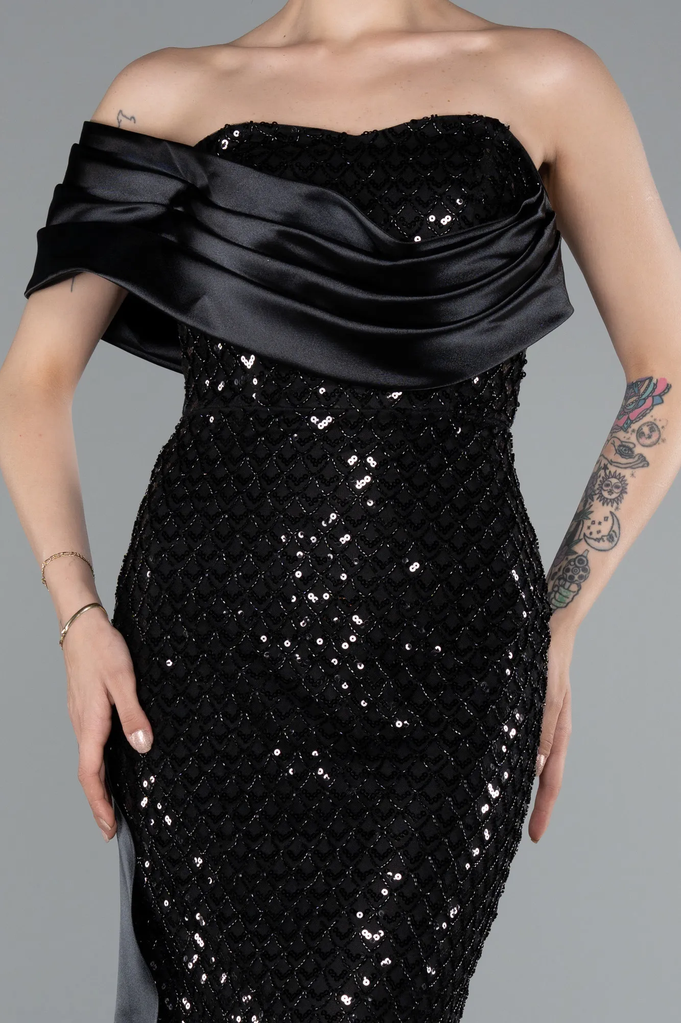 Black-Long Beaded Mermaid Evening Gown ABU4986