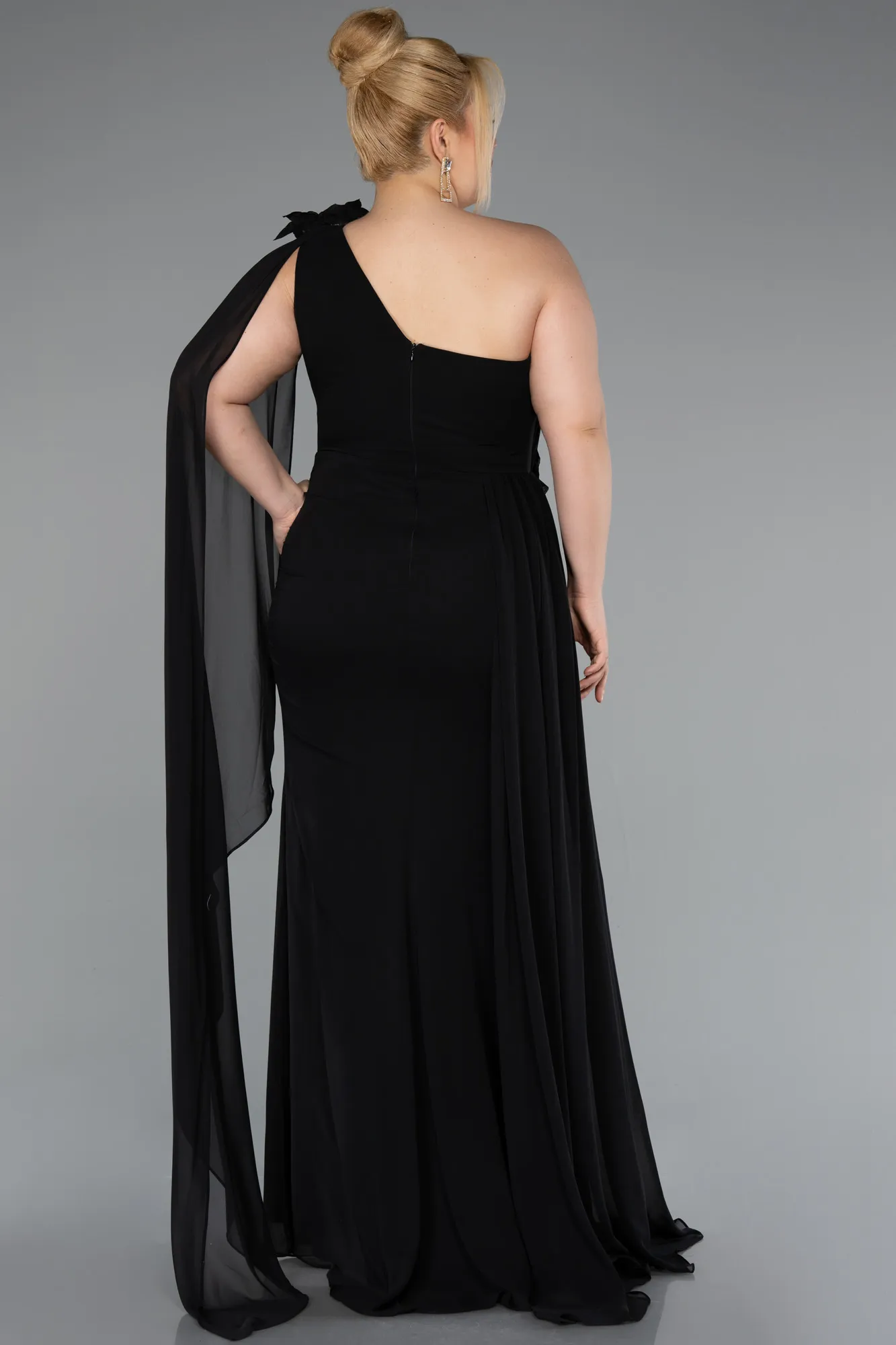 Black-Long Chiffon Formal Plus Size Dress ABU5145