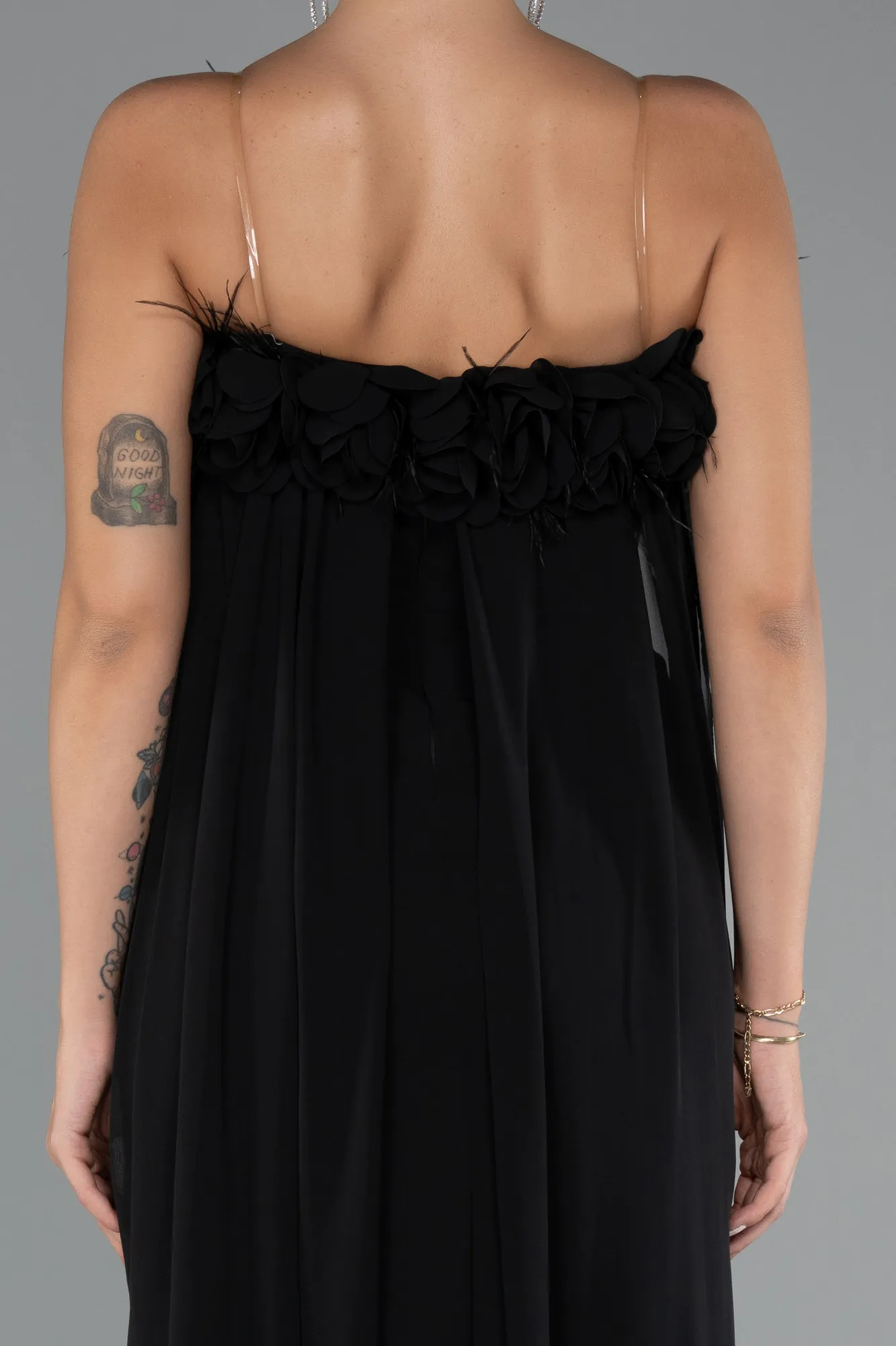 Black-Long Chiffon Prom Gown ABU5351