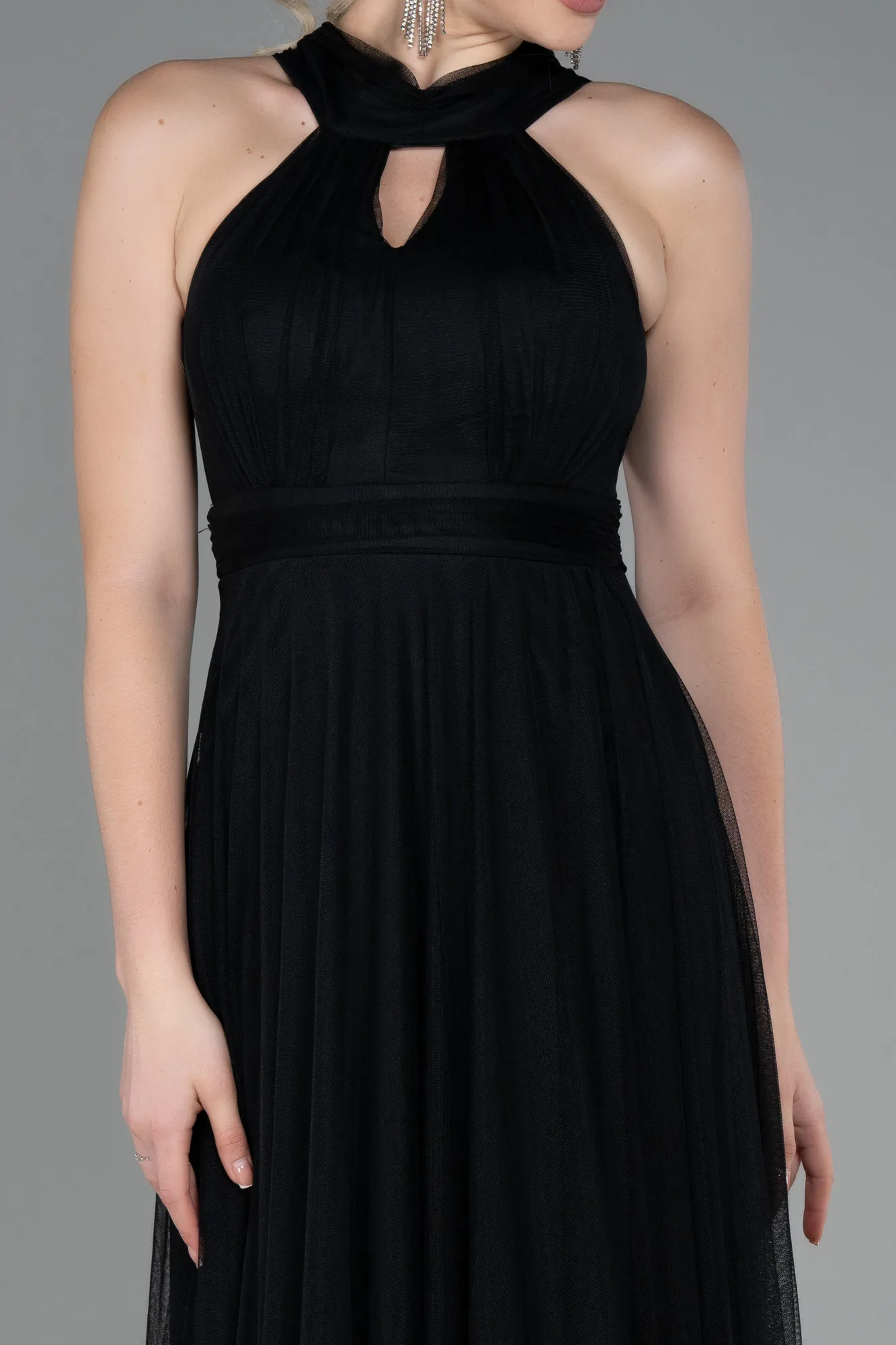 Black-Halter Neck Long Graduation Prom Dress ABU3252