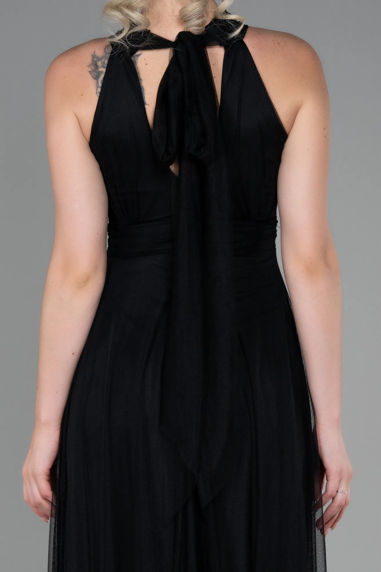 Black-Halter Neck Long Graduation Prom Dress ABU3252