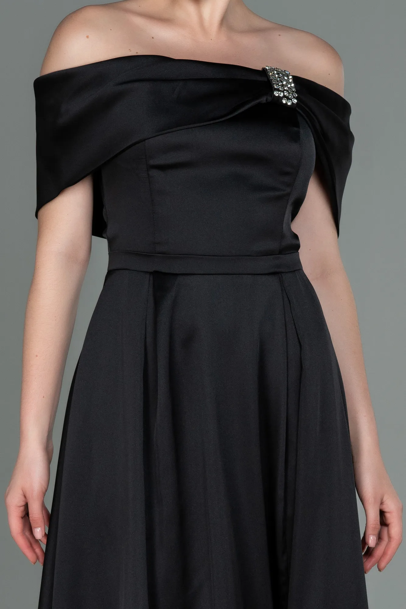 Black-Long Satin Evening Dress ABU3197