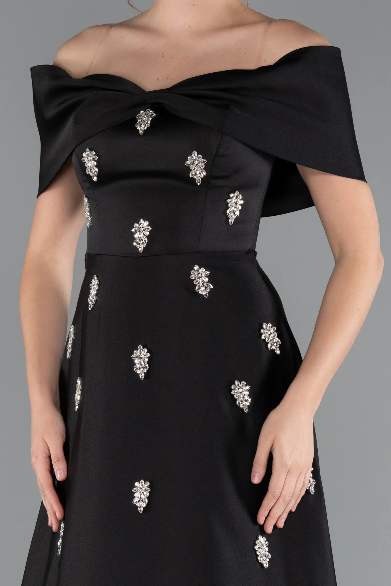 Black-Long Satin Evening Dress ABU5015