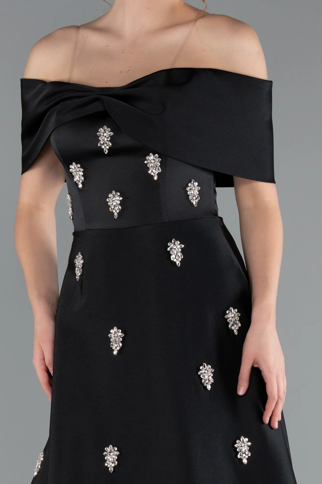 Black-Long Satin Evening Dress ABU5020