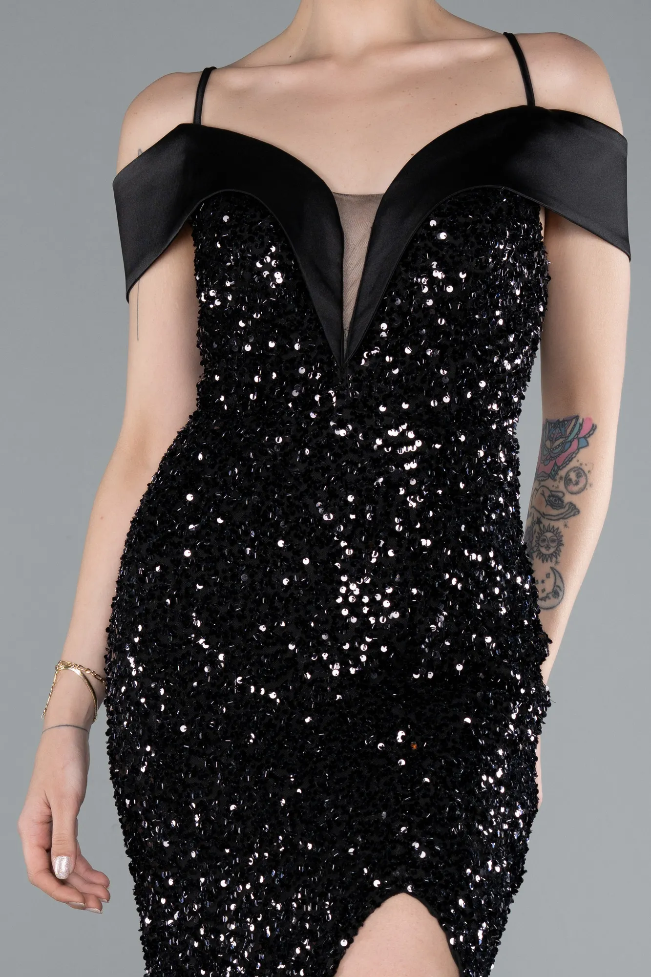 Black-Long Scaly Evening Dress ABU4929