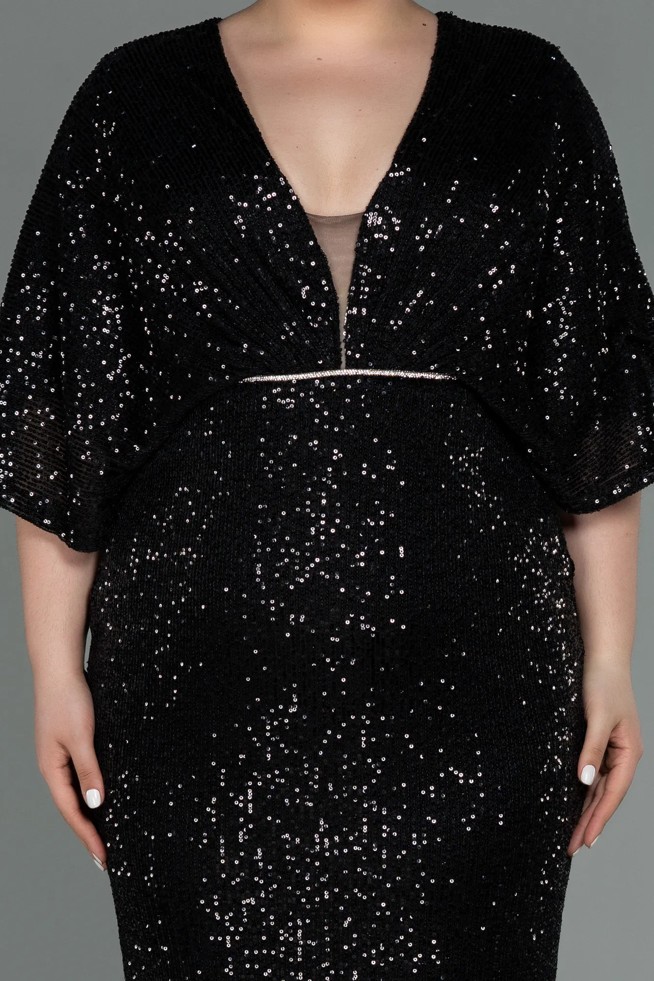 Black-Long Scaly Plus Size Evening Dress ABU3123