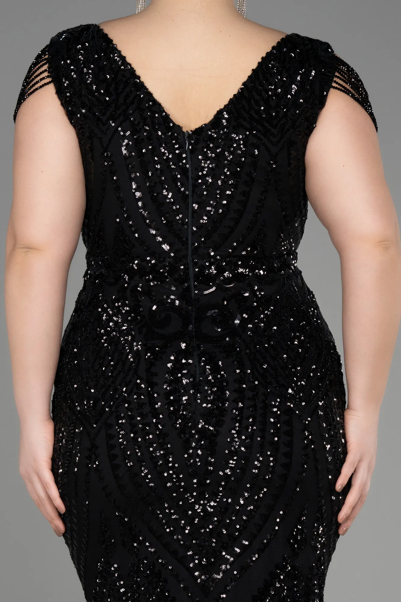 Black-Long Scaly Plus Size Evening Dress ABU3845