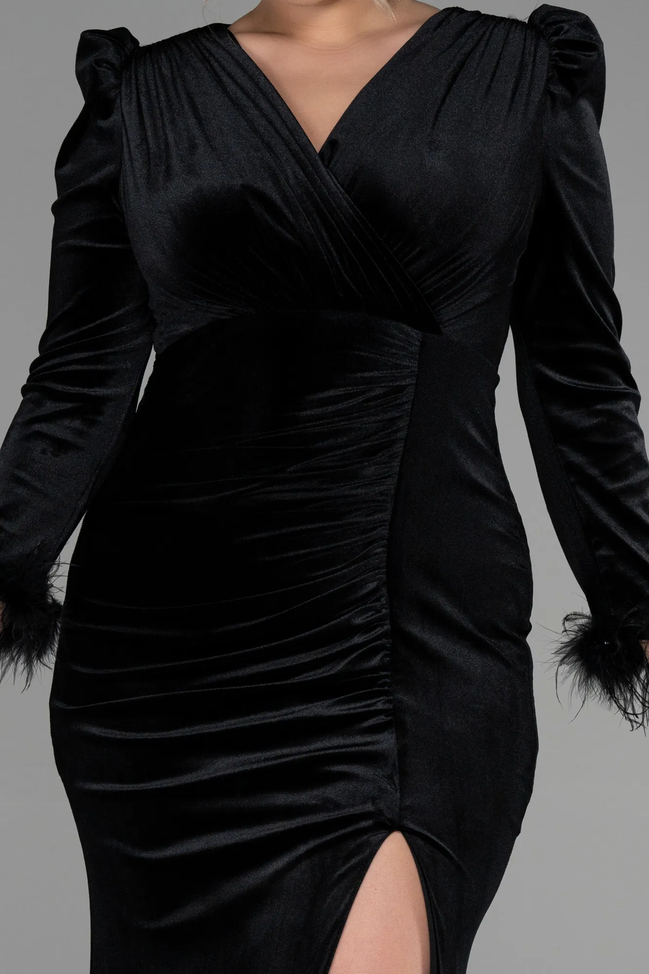 Black-Long Velvet Velvet Oversized Evening Dress ABU3394