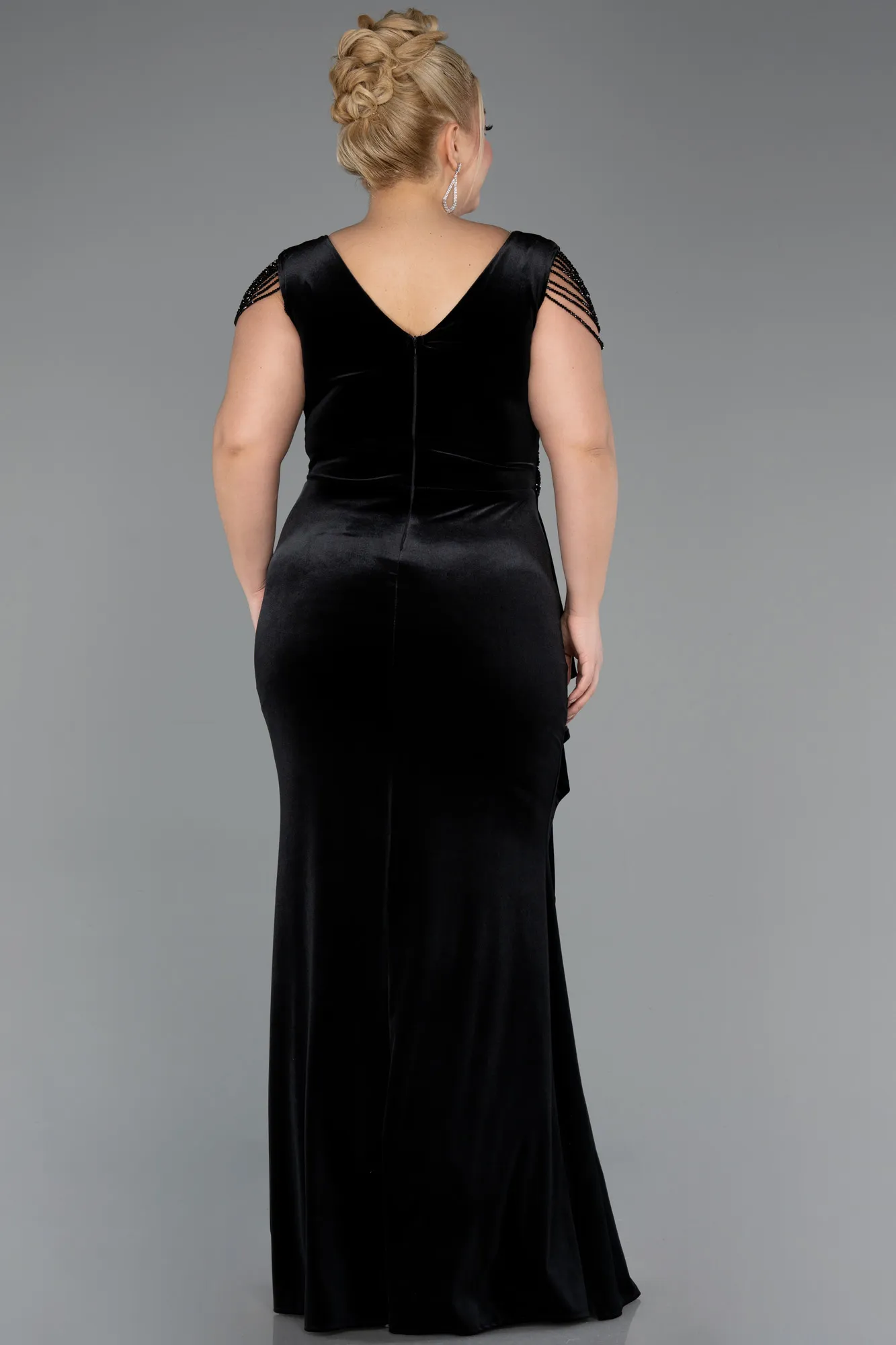 Black-Long Velvet Velvet Oversized Evening Dress ABU5428