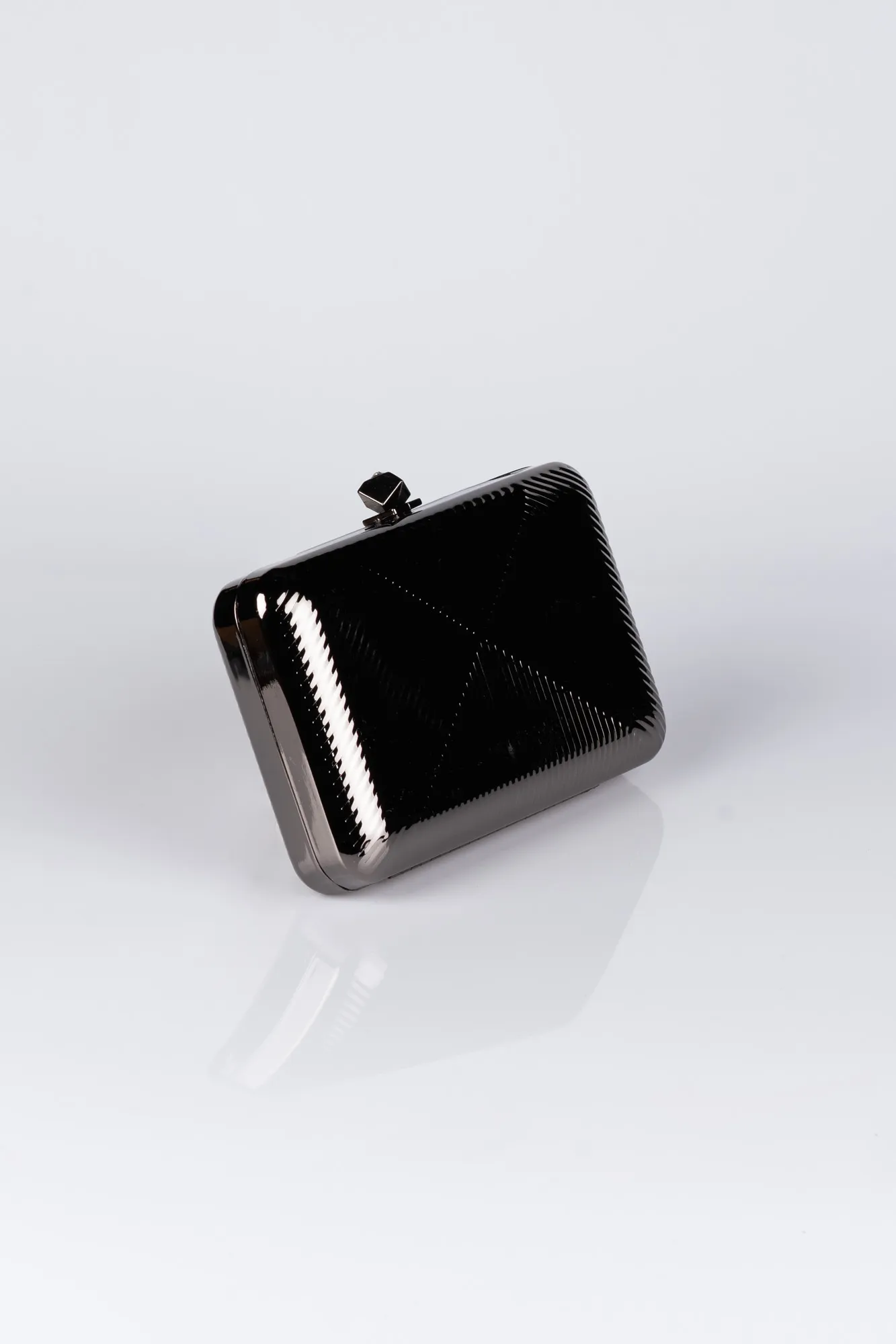 Black-Metal Night Bag V674