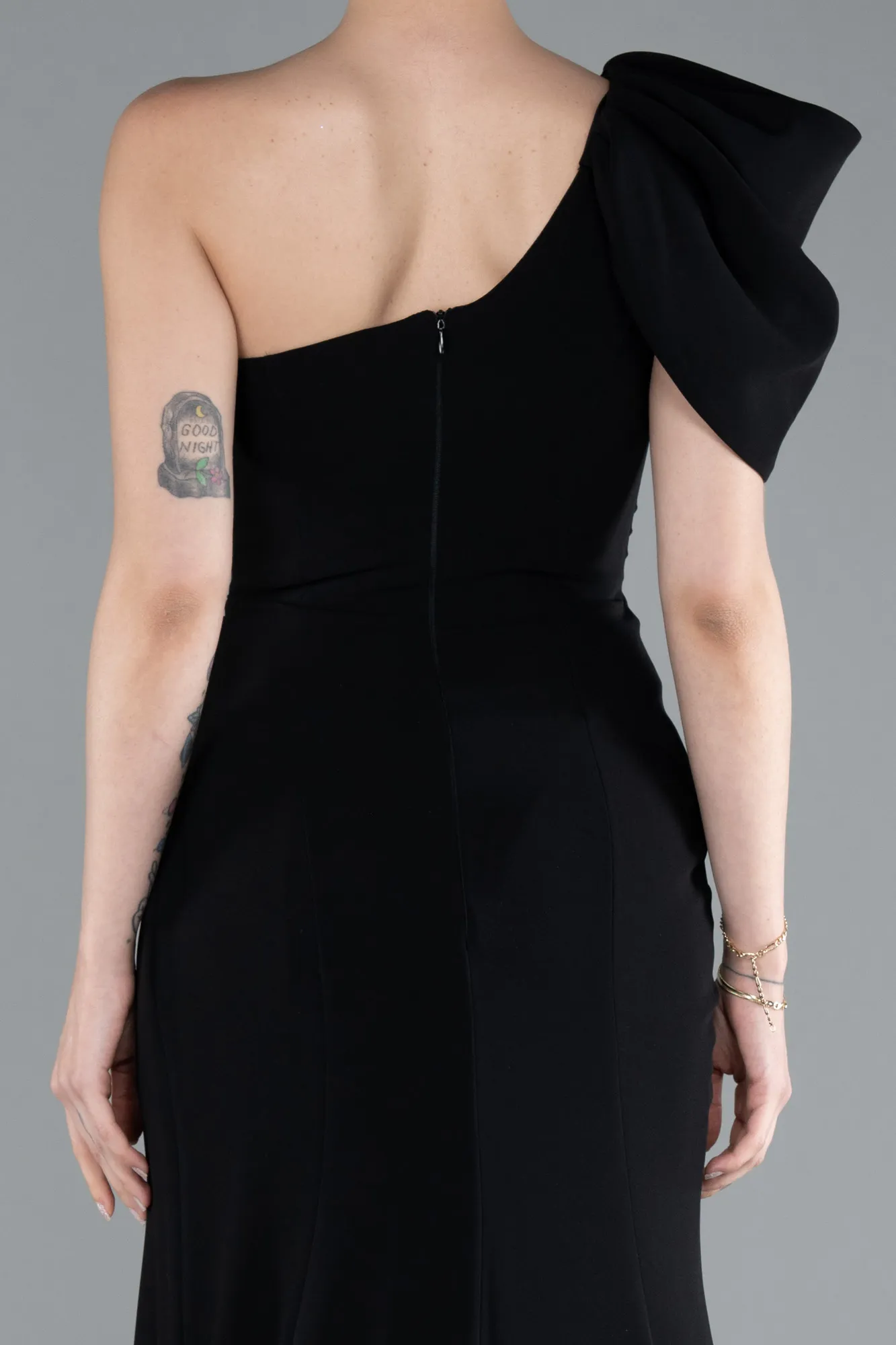 Black-One Shoulder Slit Long Chiffon Prom Dress ABU4091