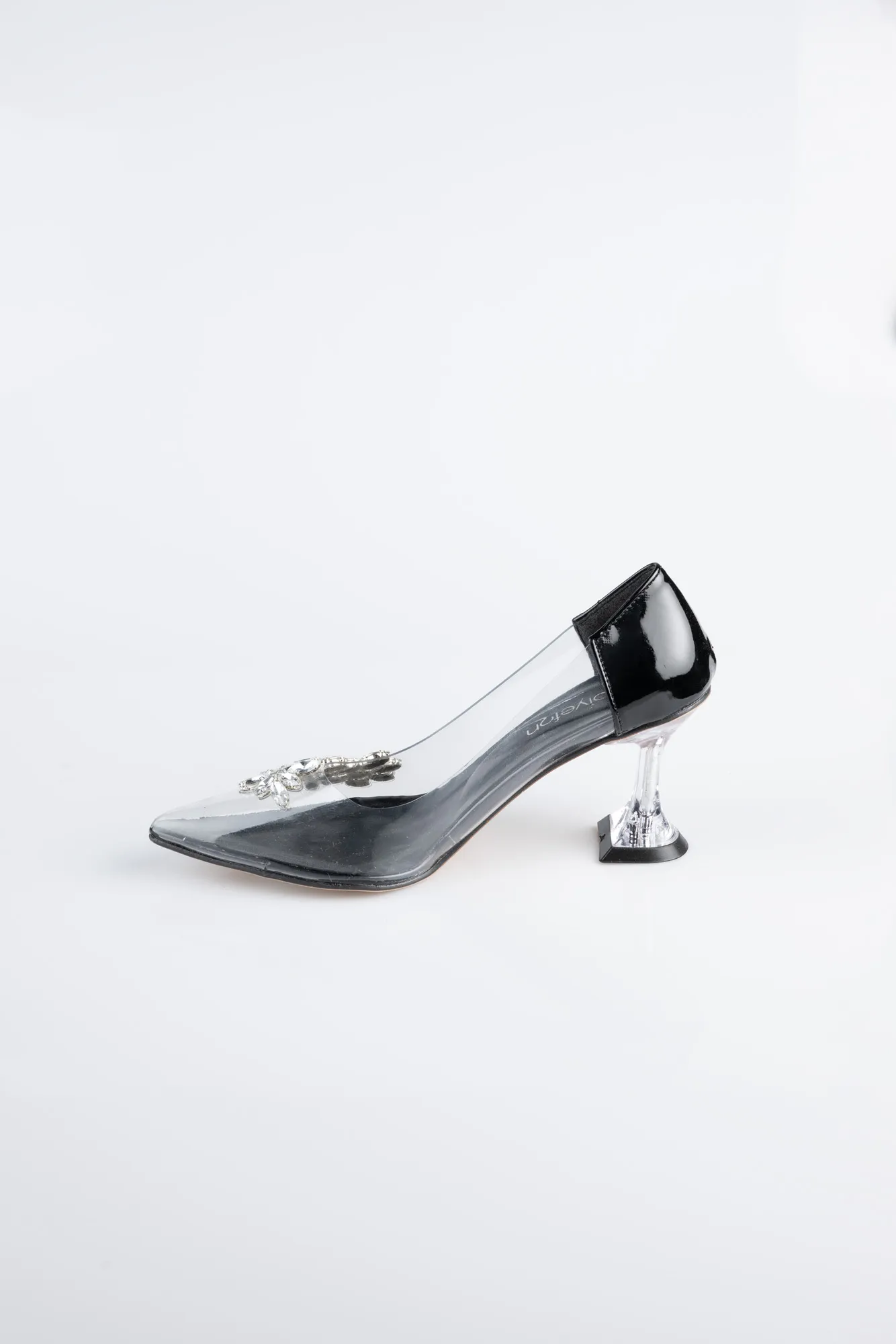 Black-Patent Leather Stiletto ABR1055