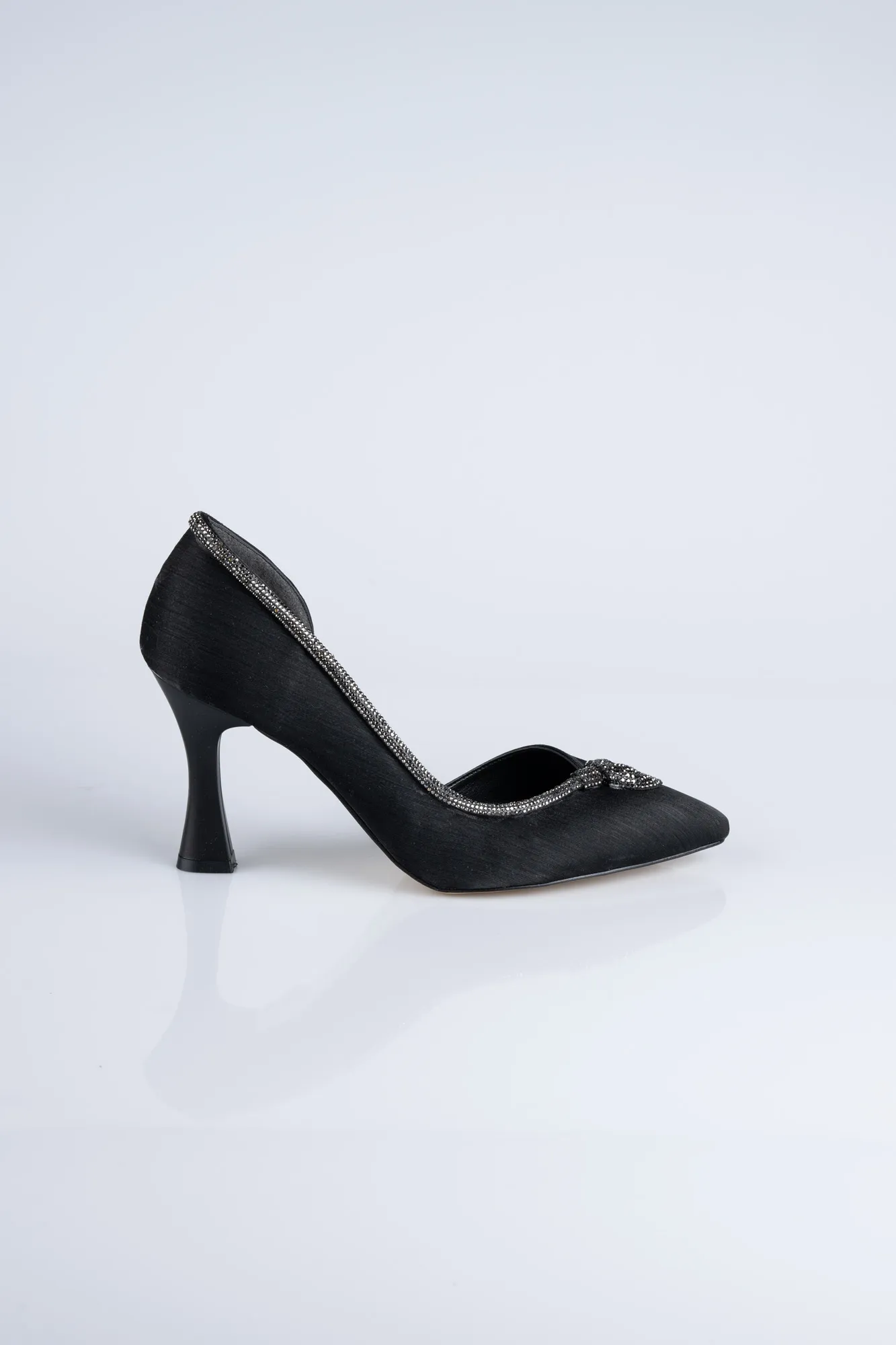 Black-Satin Stiletto MJ8008