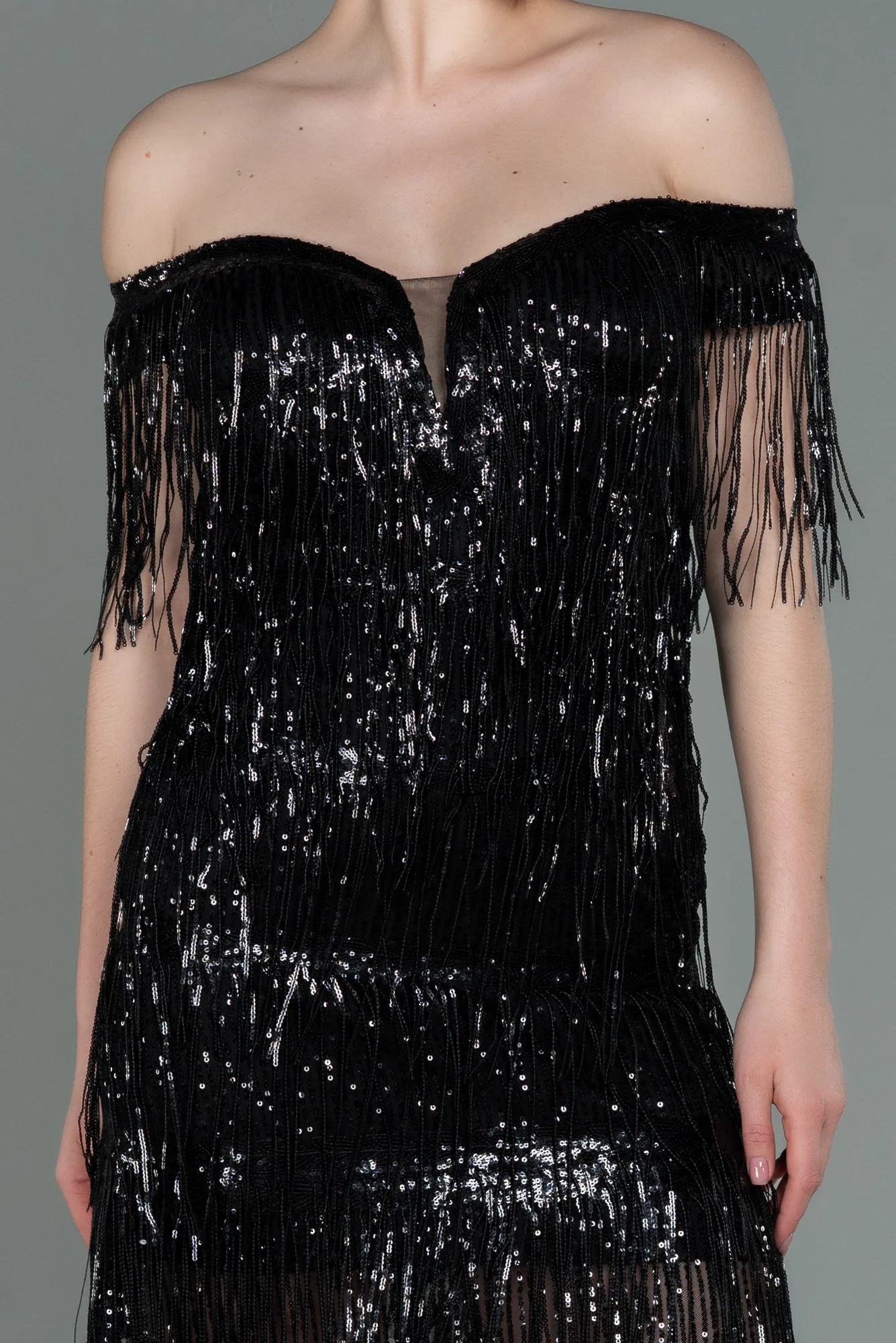 Black-Short Scaly Invitation Dress ABK1756