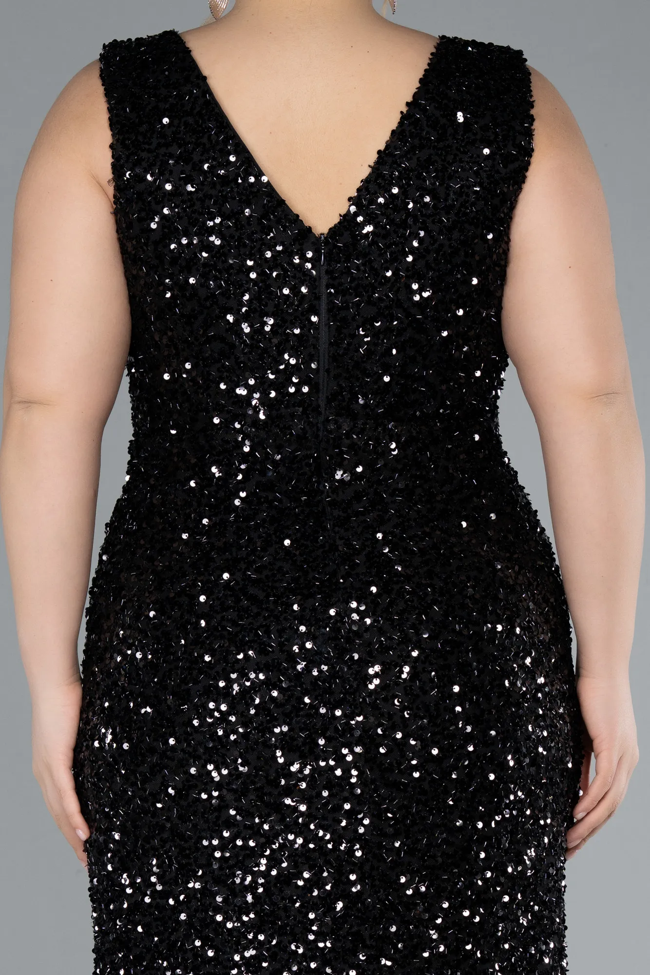 Black-Sleeveless Slit Long Sequin Plus Size Evening Gown ABU4673