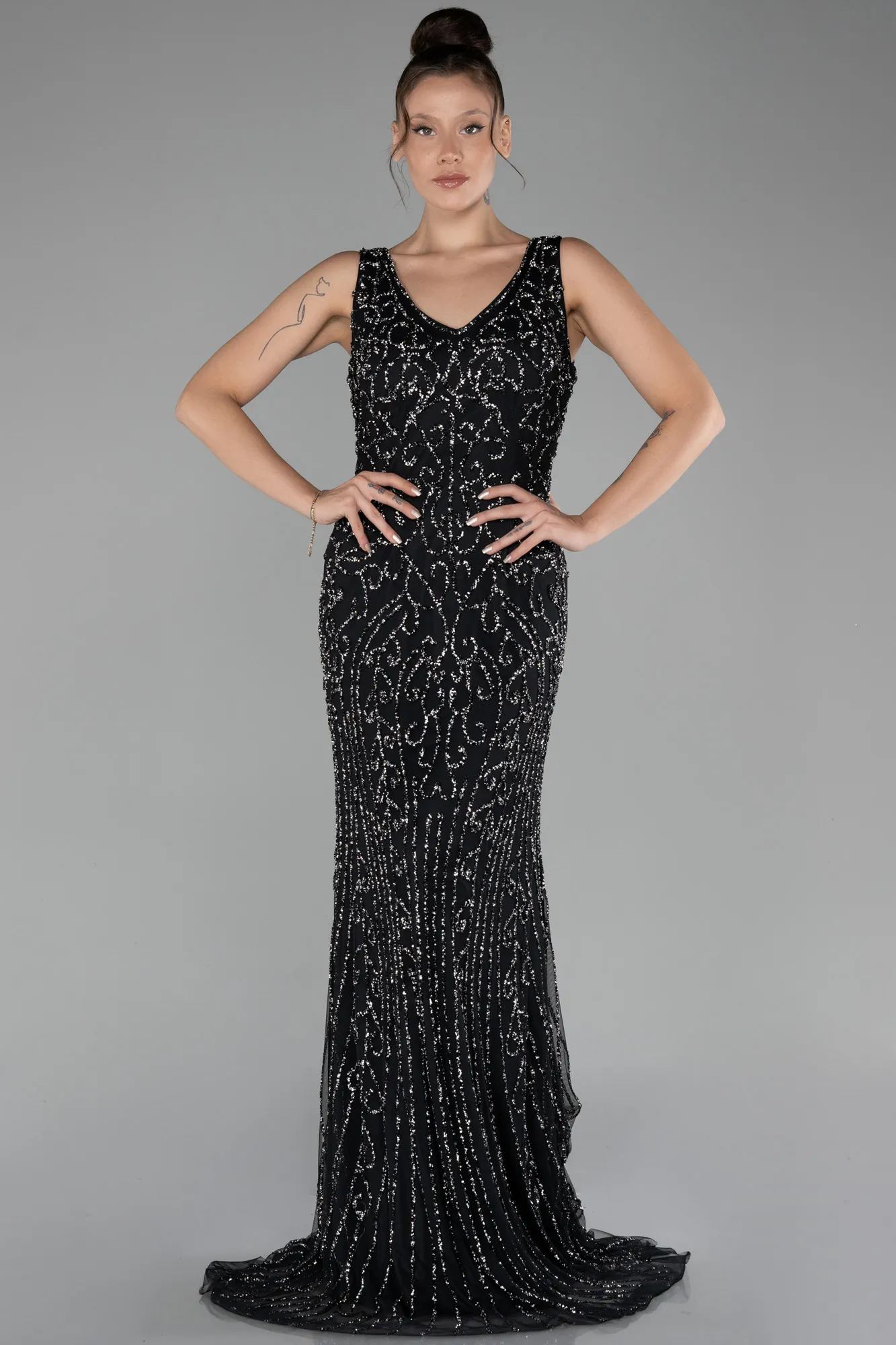Black-Sleeveless Stoned Long Plus Size Prom Gown ABU4007
