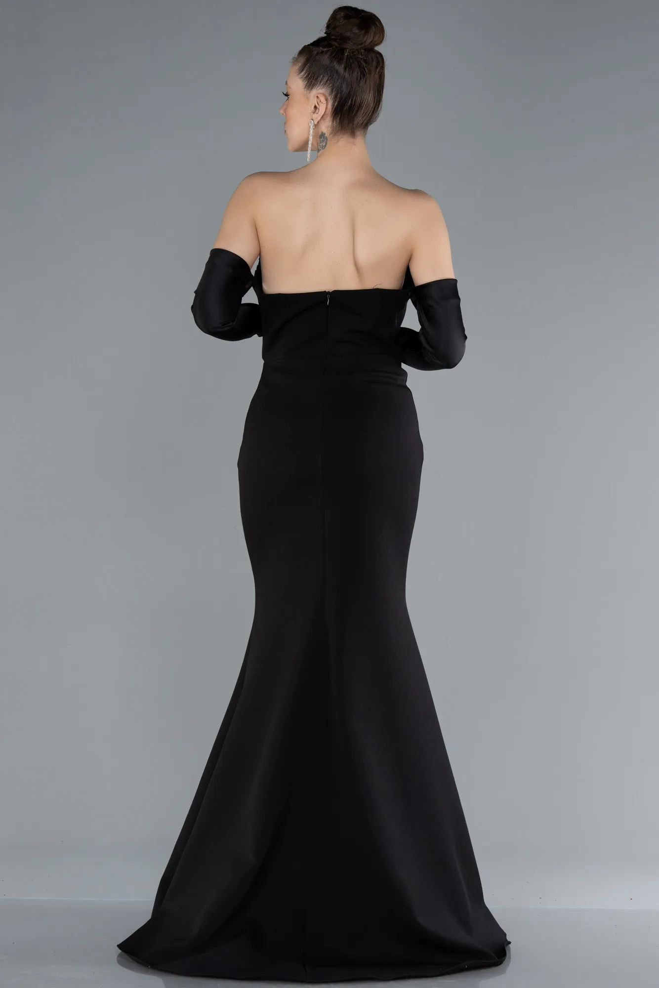 Black-Strapless Sleeve Accessory Slit Mermaid Prom Dress ABU4637