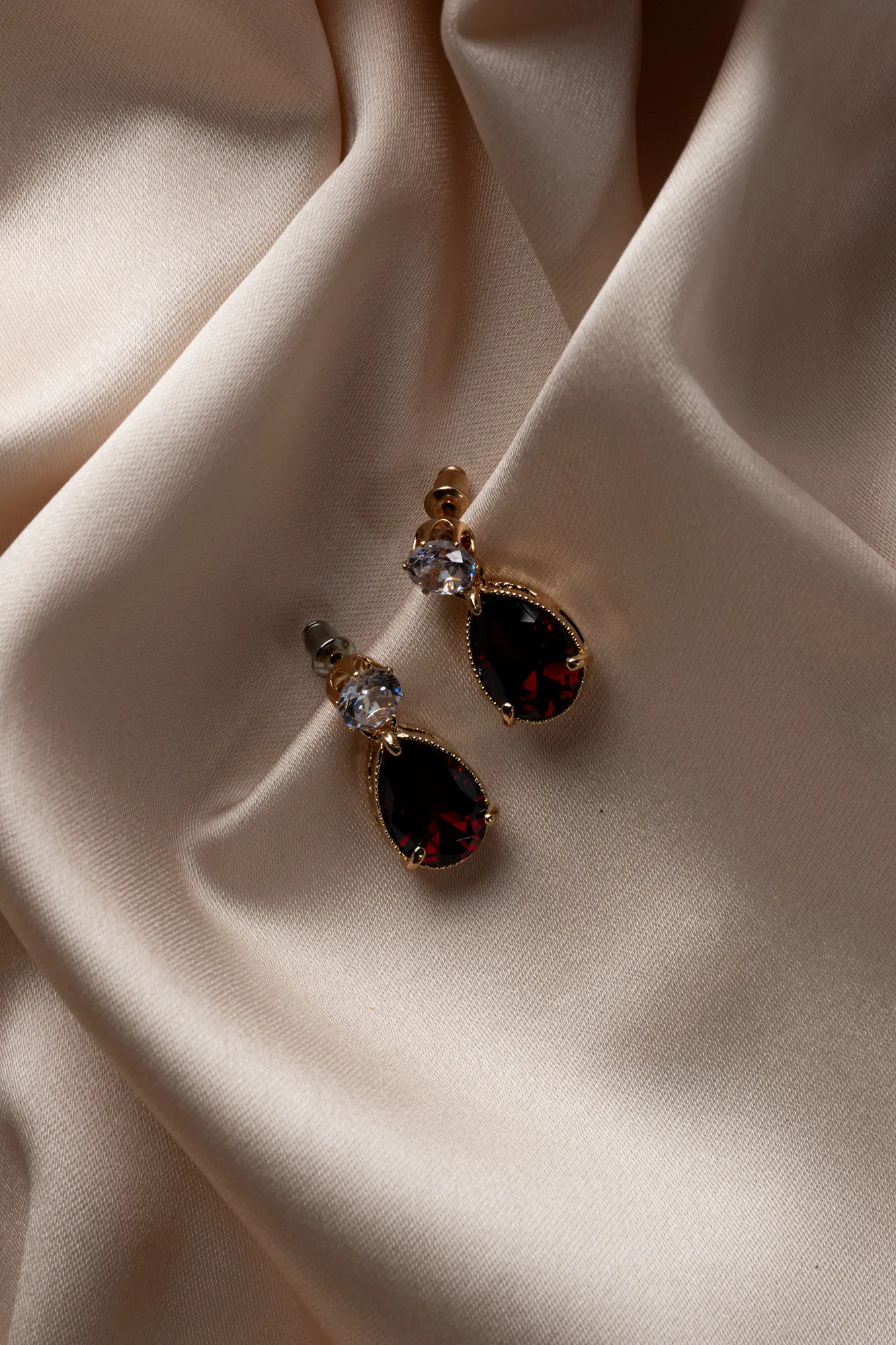 Burgundy-Earring PT711