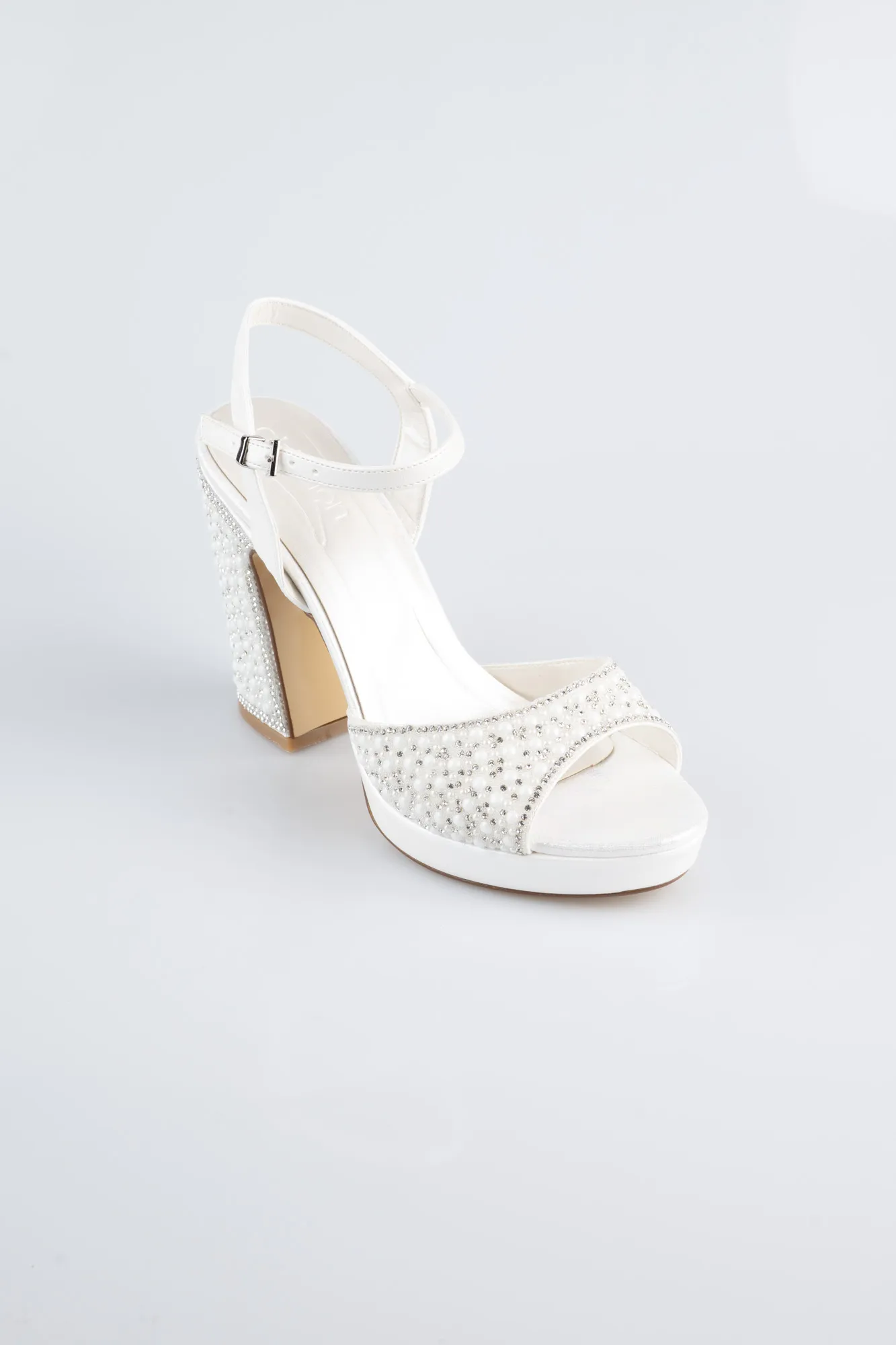 Ecru-Beaded Evening Shoe AB1154