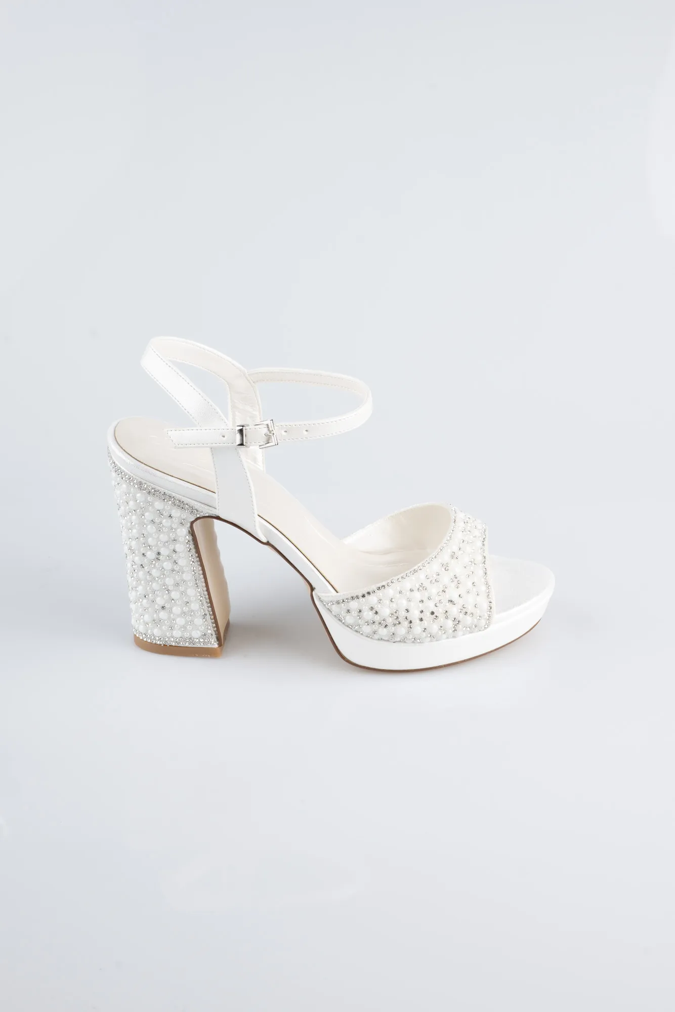 Ecru-Beaded Evening Shoe AB1154