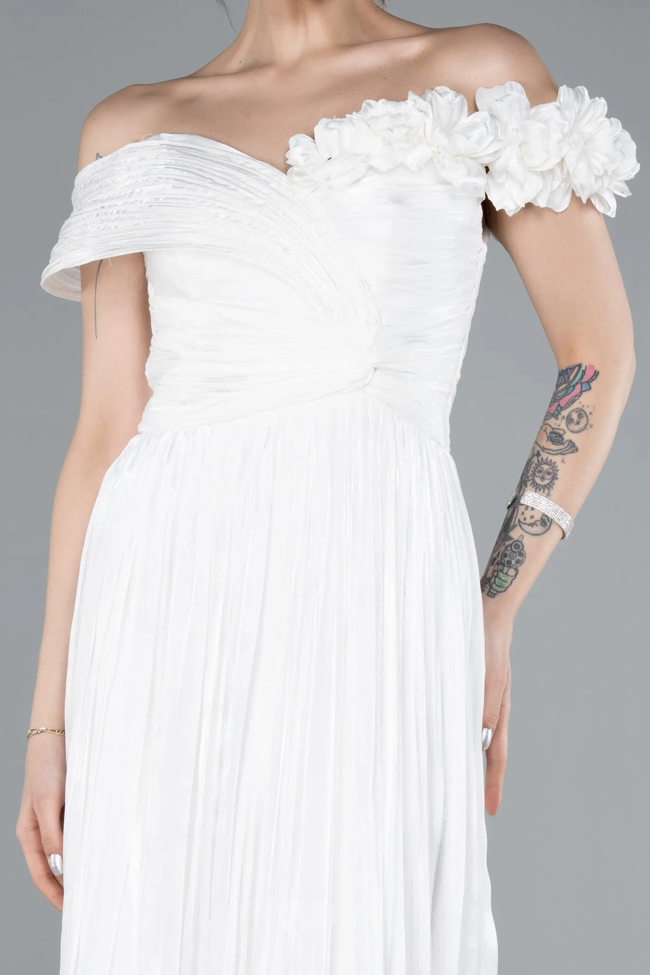 Ecru-Boat Neck Long Chiffon Evening Dress ABU4807