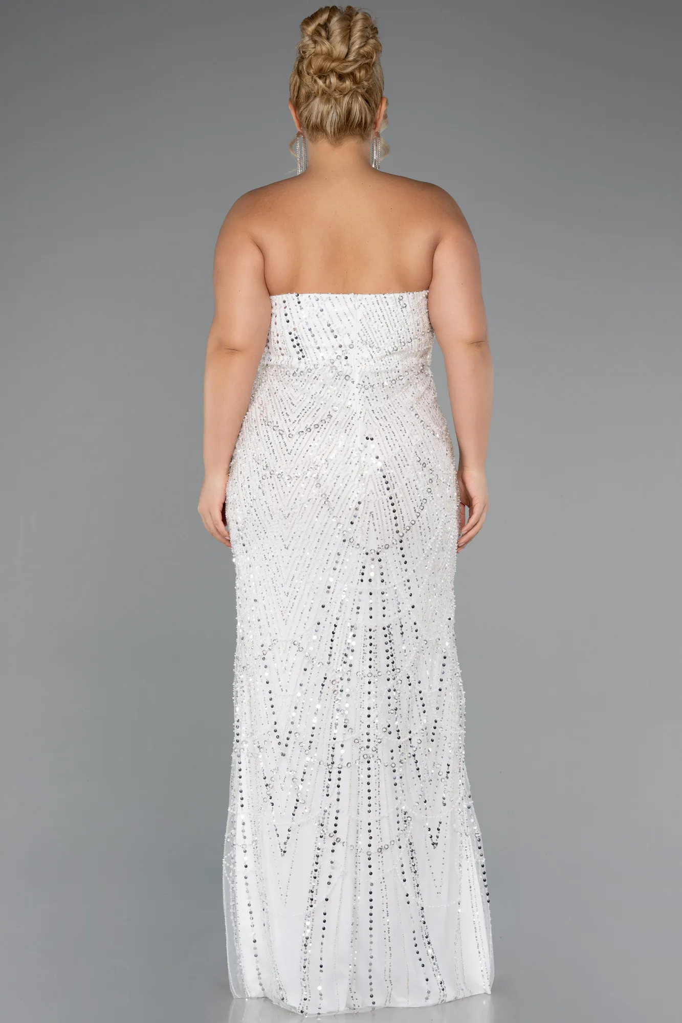 Ecru-Long Beaded Plus Size Wedding Dress ABU5328