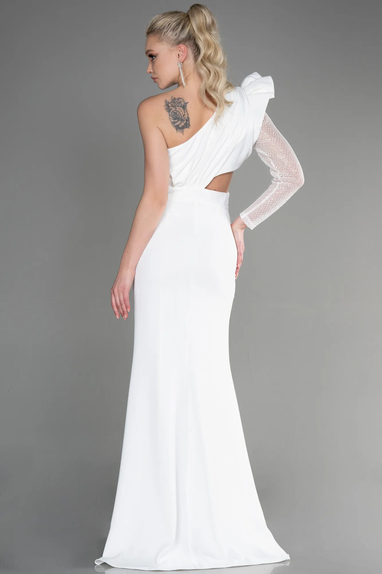 Ecru-Long Dantelle Haute Couture Dress ABU3642
