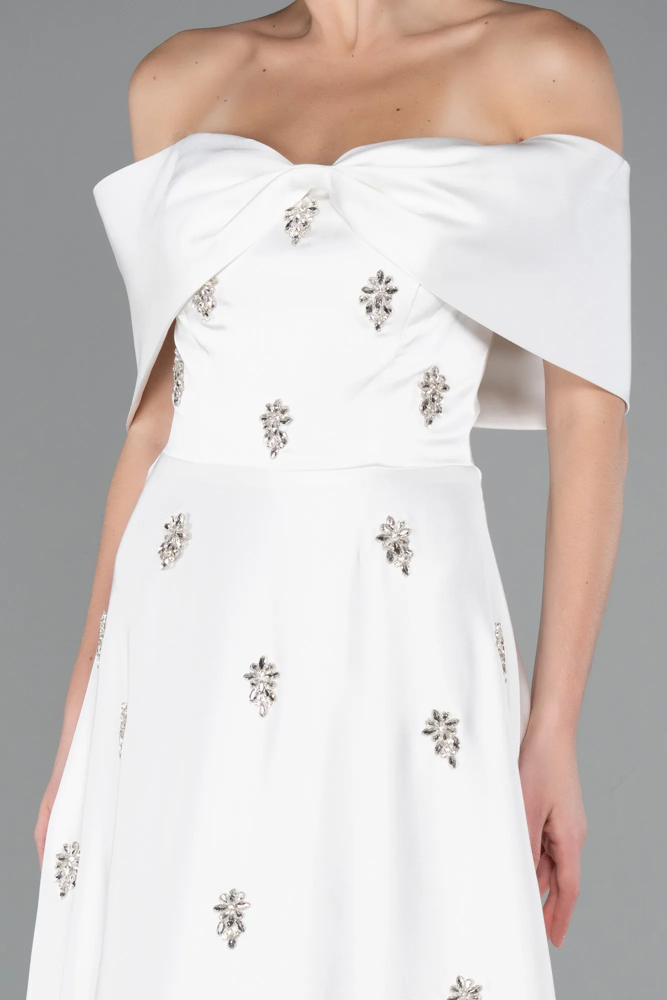 Ecru-Long Satin Evening Dress ABU5015