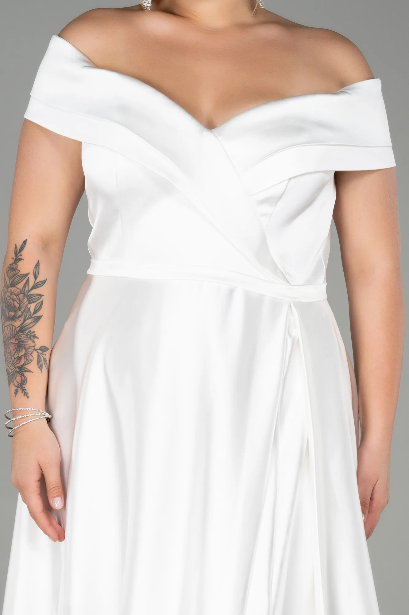 Ecru-Long Satin Plus Size Evening Dress ABU2355