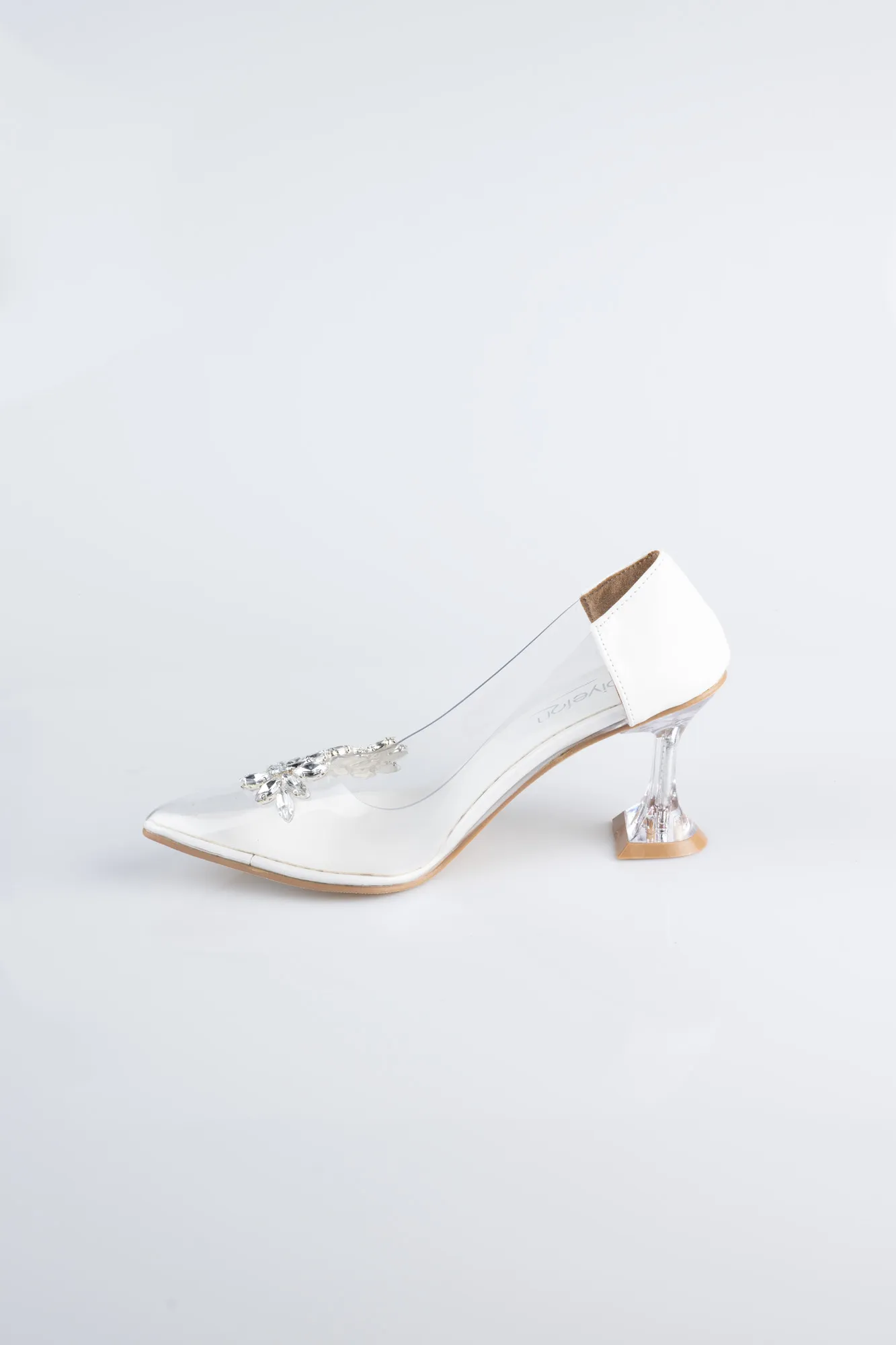 Ecru-Patent Leather Stiletto ABR1055