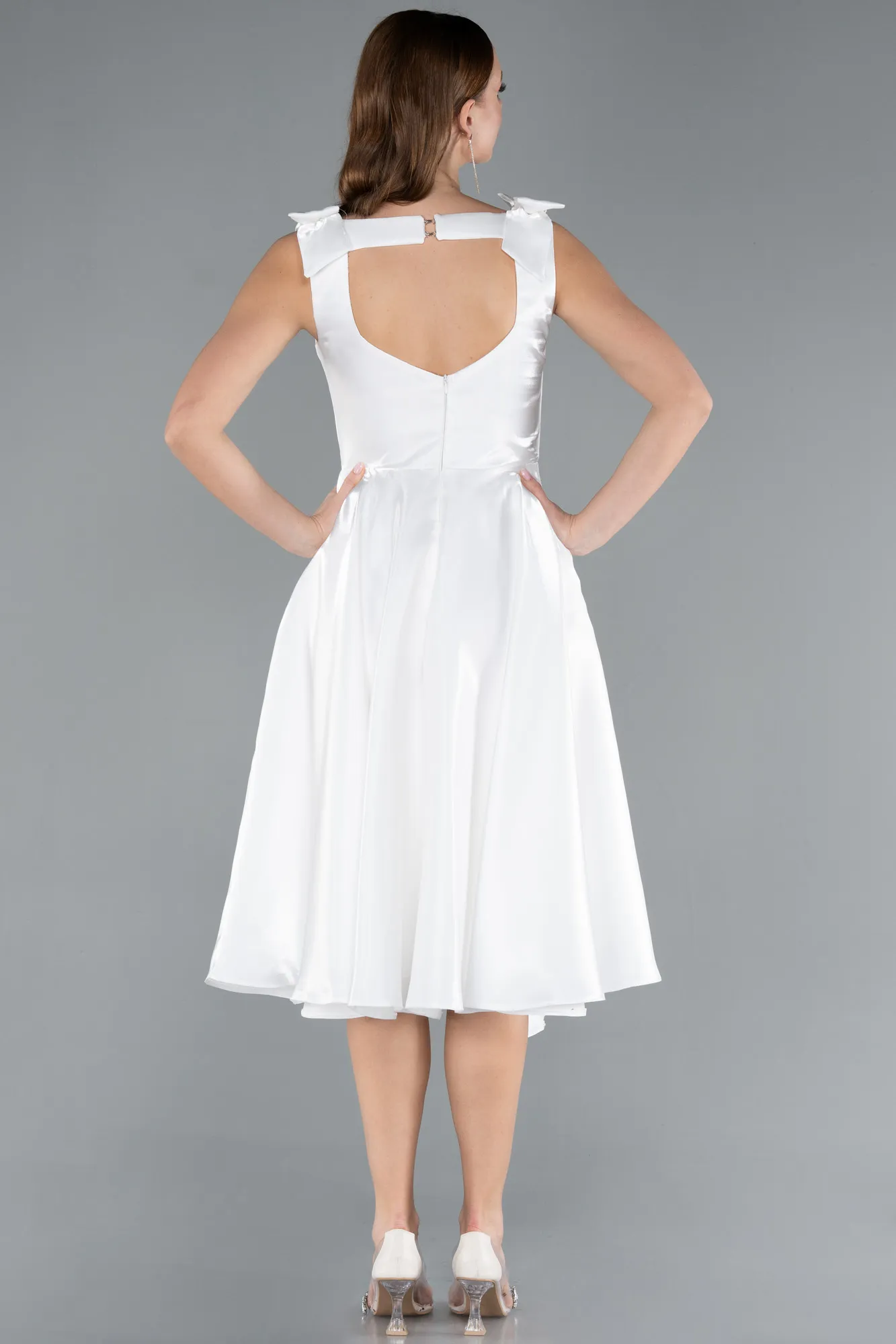 Ecru-Sleeveless Square Neck Midi Satin Party Dress ABK2285