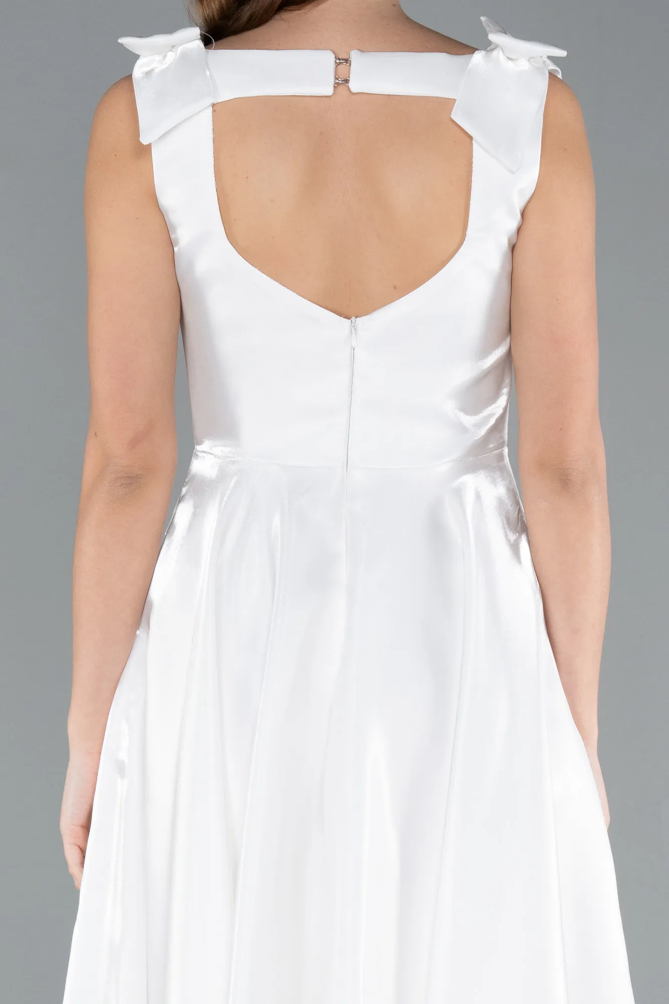 Ecru-Sleeveless Square Neck Midi Satin Party Dress ABK2285