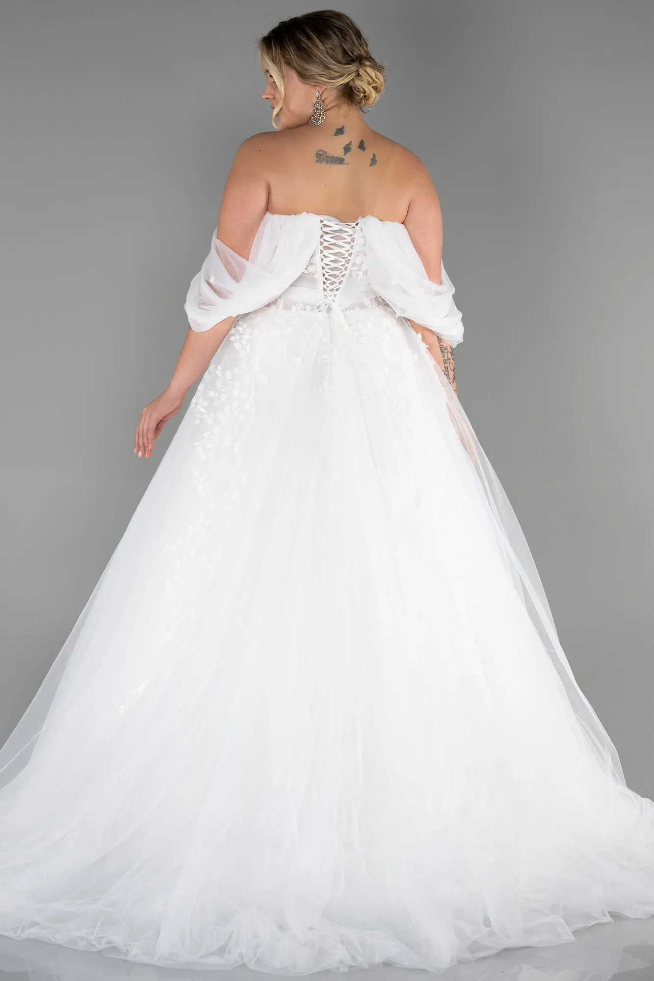 Ecru-Lace Off The Shoulder Long Plus Size Wedding Dress ABG028