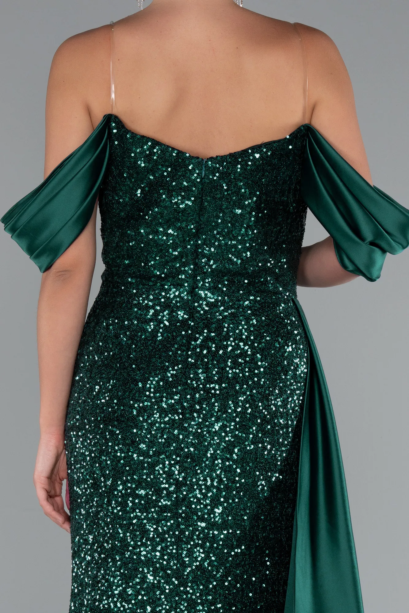 Emerald Green-Boat Neck Long Sequined Plus Size Evening Gown ABU4086
