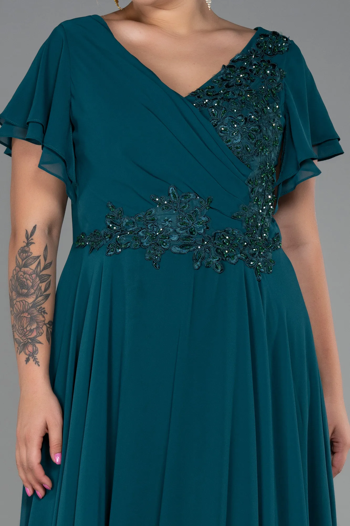 Emerald Green-Long Chiffon Plus Size Evening Dress ABU2576