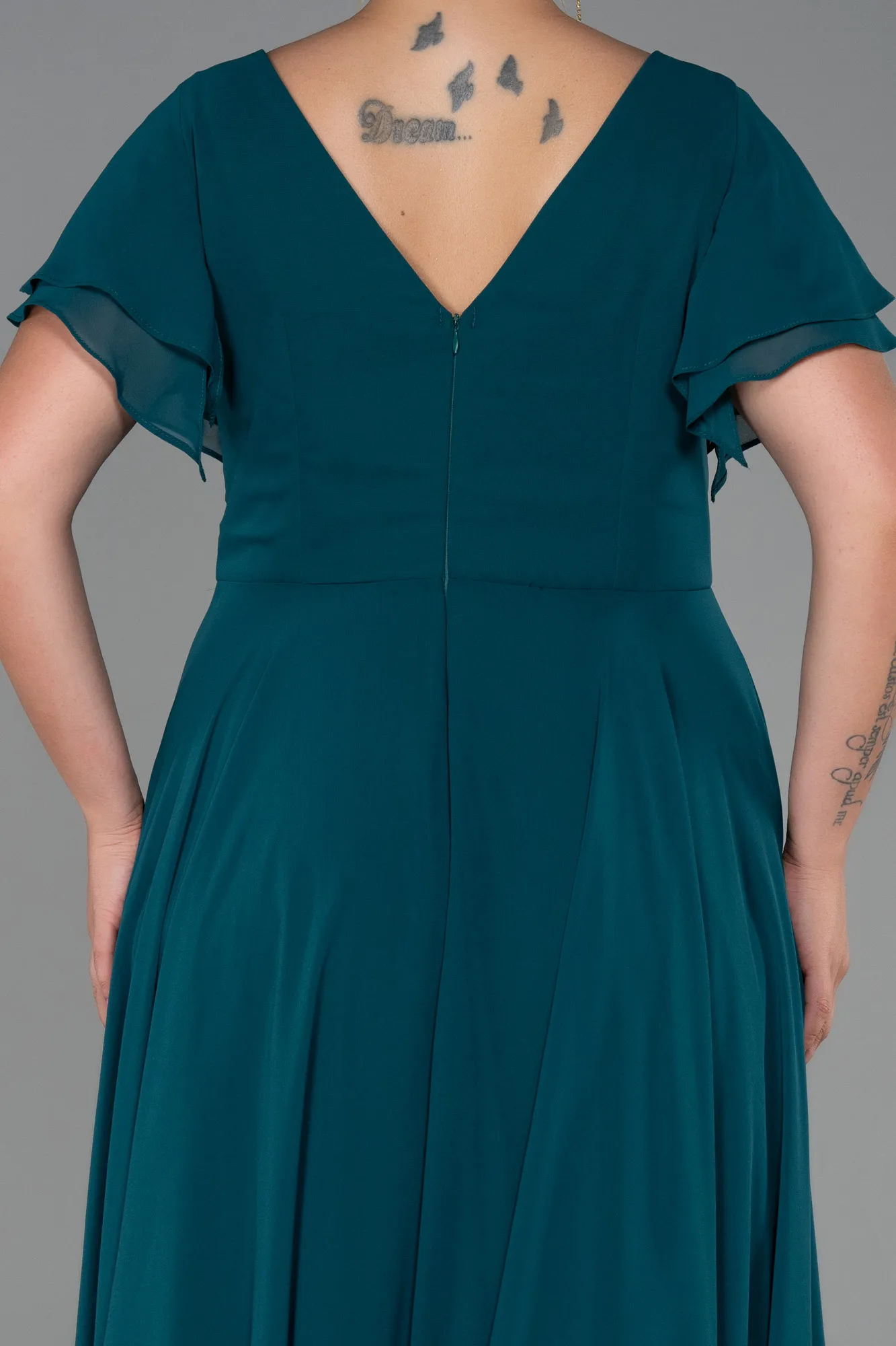 Emerald Green-Long Chiffon Plus Size Evening Dress ABU2576