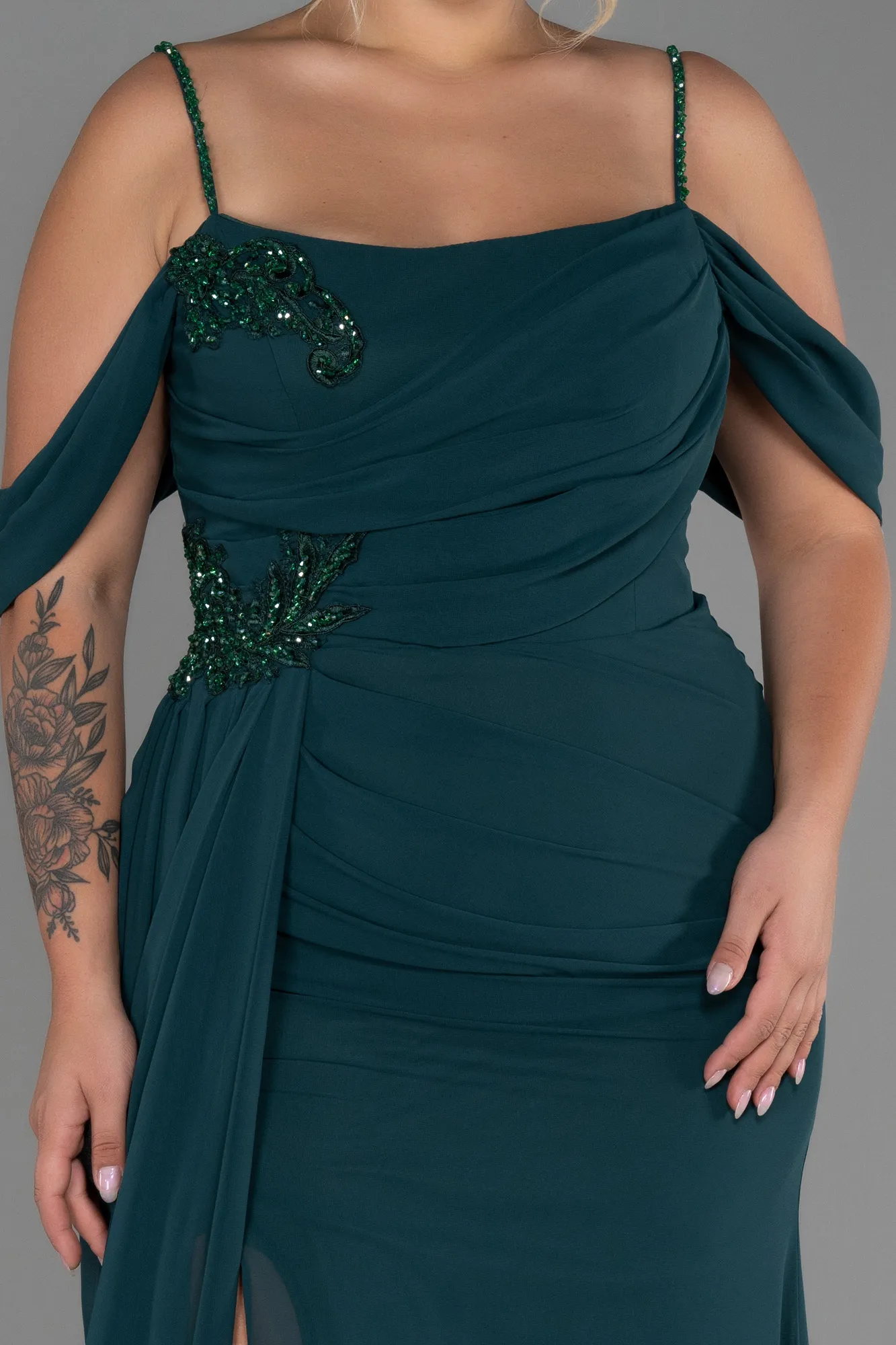 Emerald Green-Long Chiffon Plus Size Evening Dress ABU2929