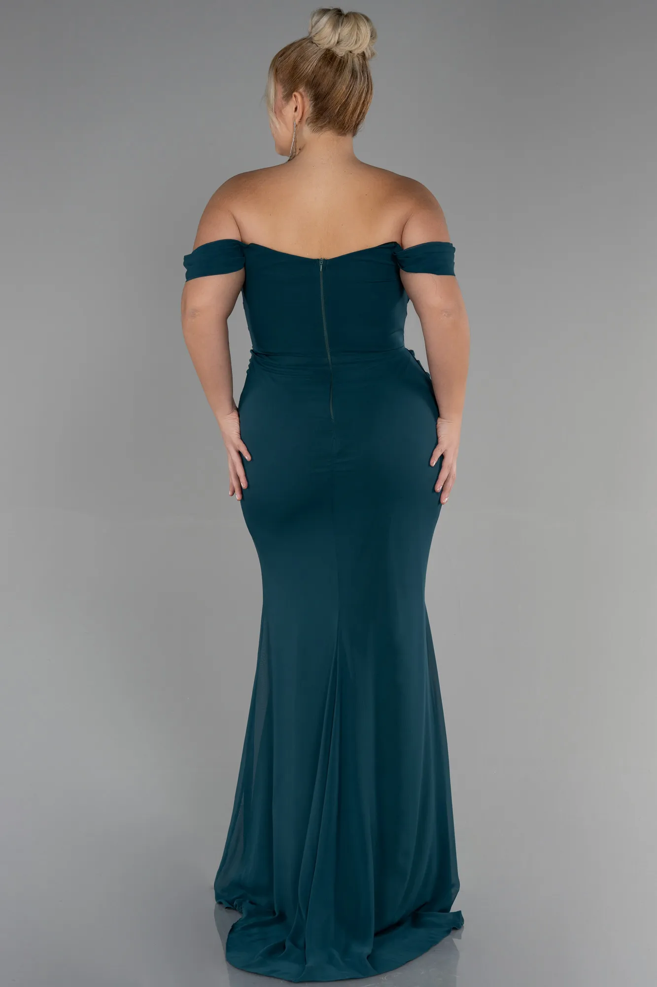 Emerald Green-Long Chiffon Plus Size Evening Dress ABU3353