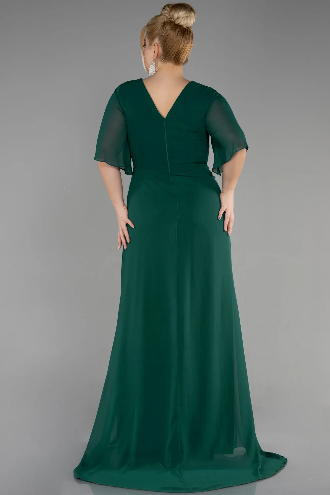 Emerald Green-Long Chiffon Plus Size Evening Gown ABU3592